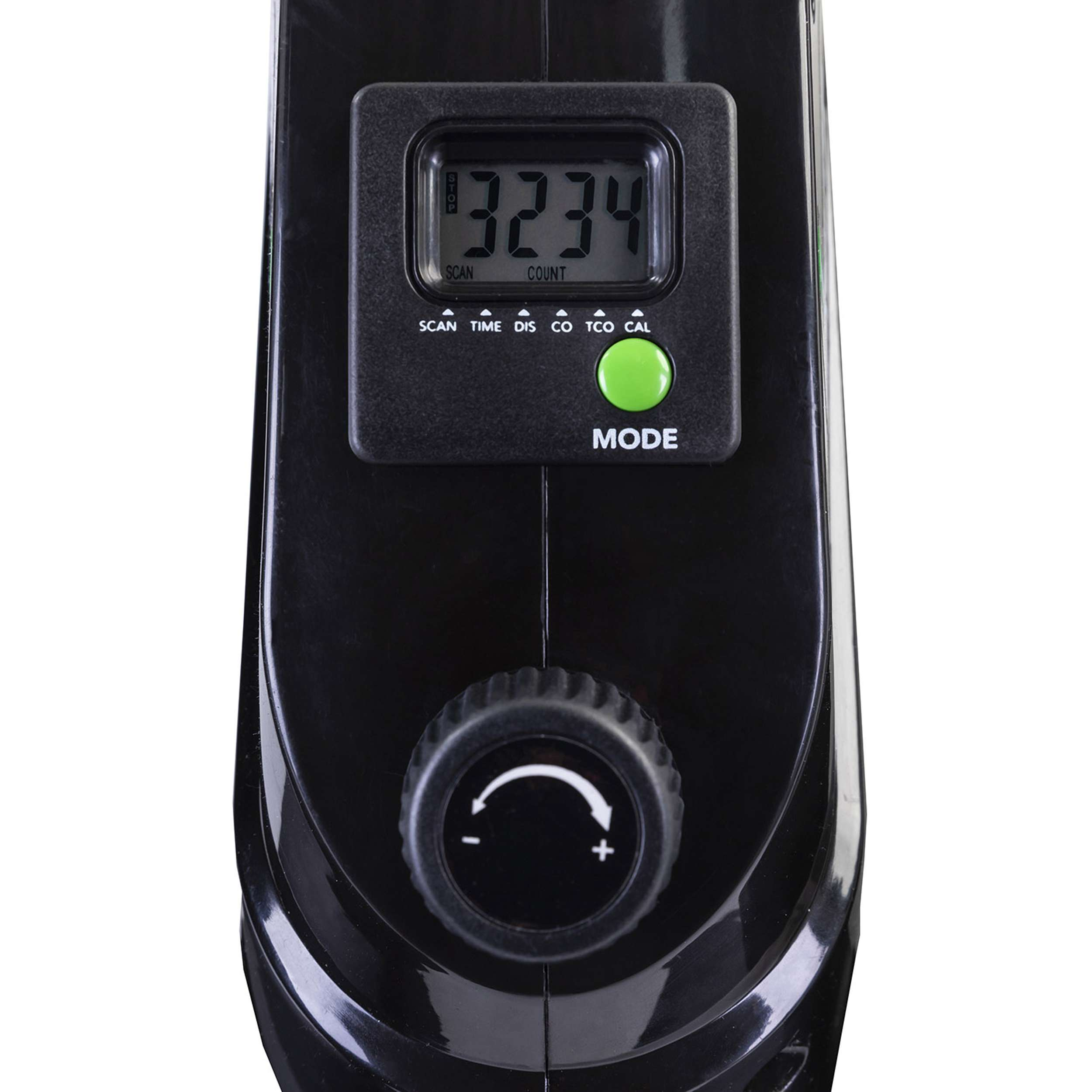 Zwart display van de hometrainer met digitale weergave, groene knop en knop. Het display toont 3234.