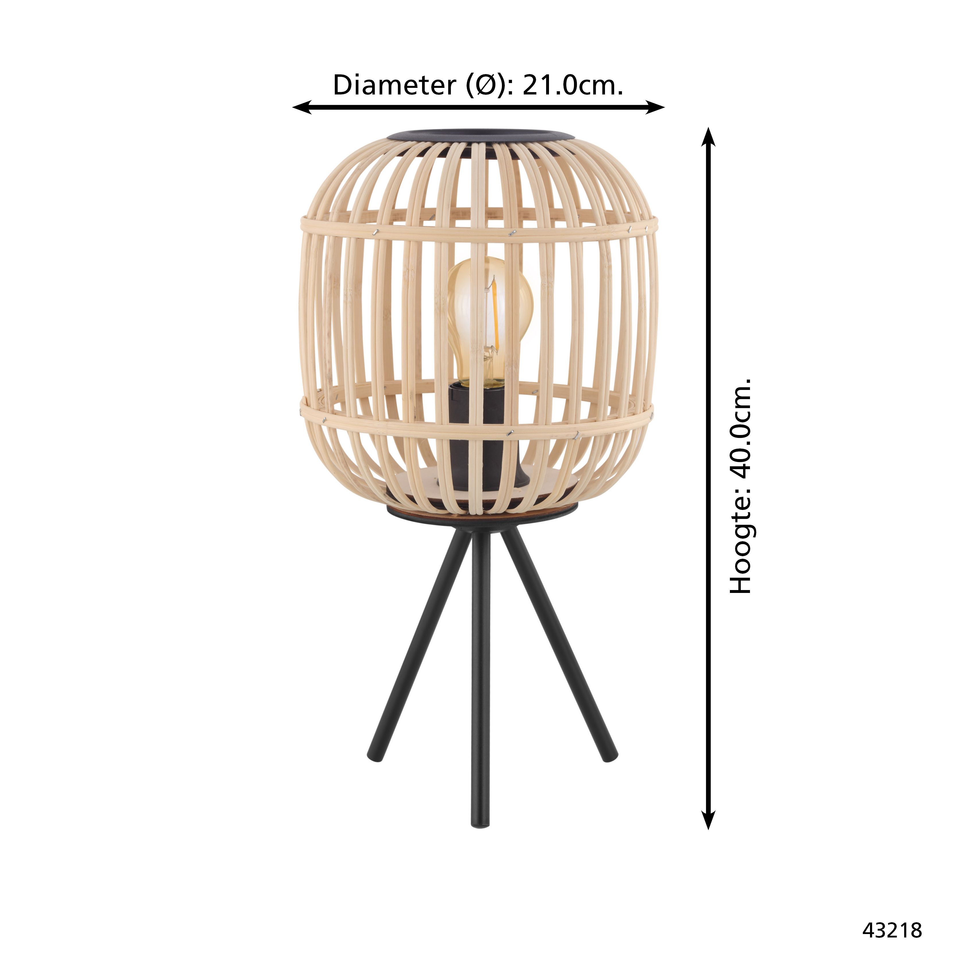 Eine Lampe mit einem bambusartigen Käfigschirm und schwarzen Stativbeinen. Eine Edison-Glühbirne ist im Schirm.