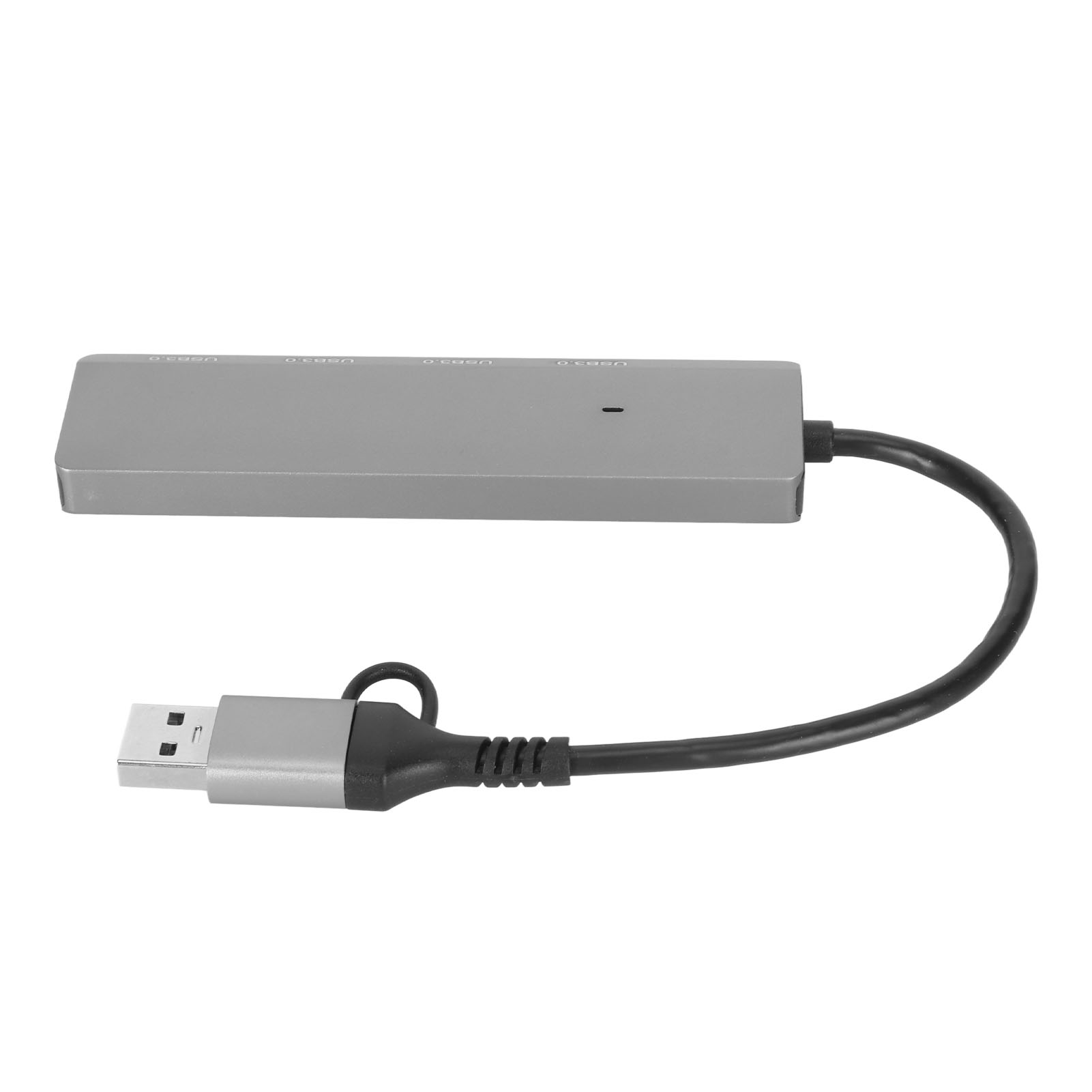 Ein silberner USB-Hub mit vier Anschlüssen und einem schwarzen Kabel, USB-Anschluss am Ende. Weißer Hintergrund.