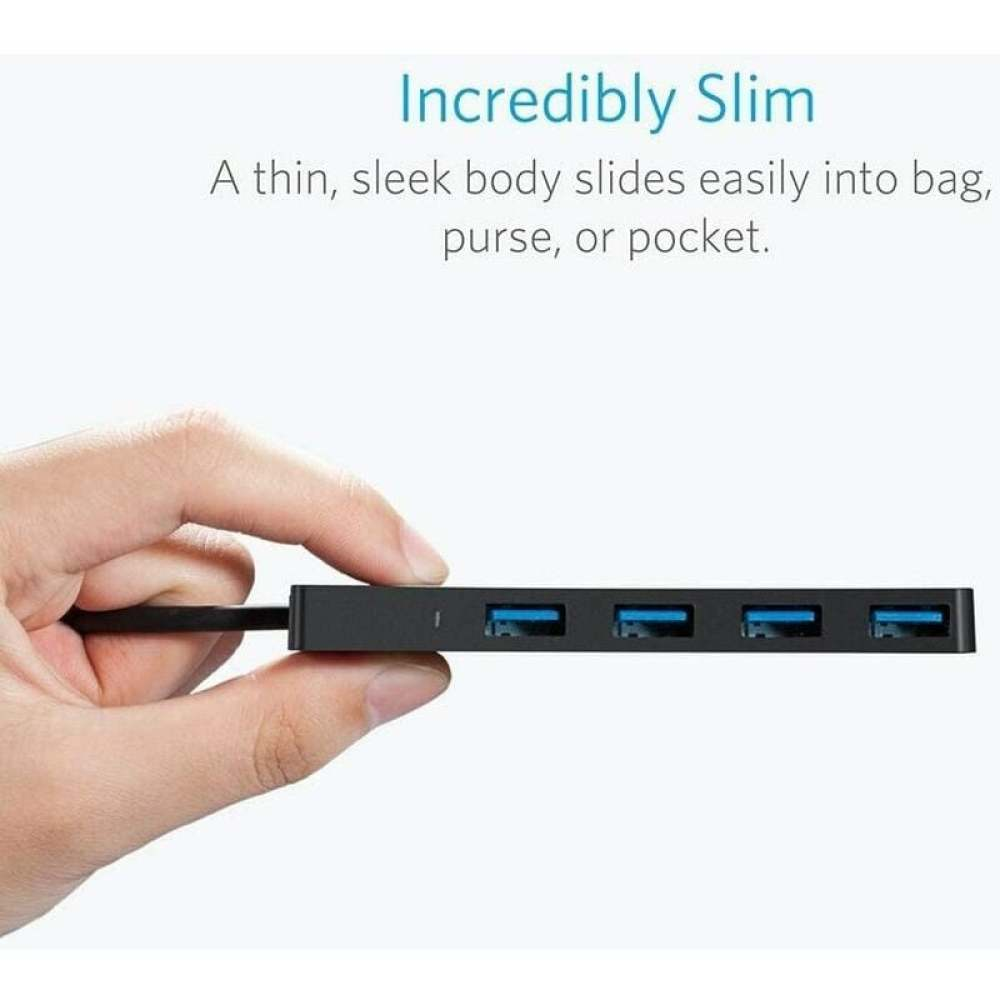 Hand hält einen schwarzen USB-Hub mit vier blauen USB-Anschlüssen. Text: Unglaublich schlank, Ein schlanker Körper gleitet leicht in die Tasche.