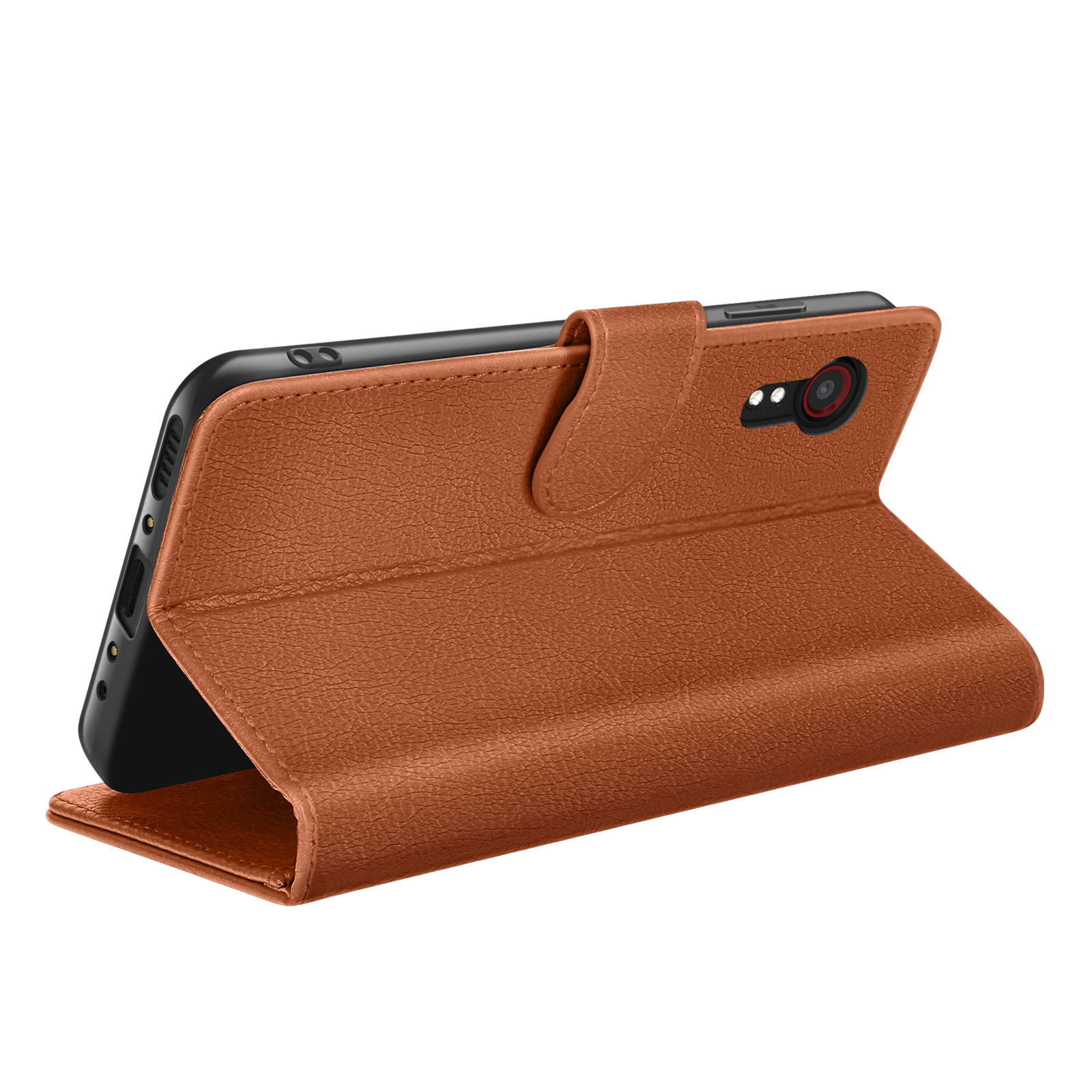 Een bruine leren telefoonhoes is open en toont een zwarte telefoon. De hoes heeft een getextureerd oppervlak en een magnetische sluiting.