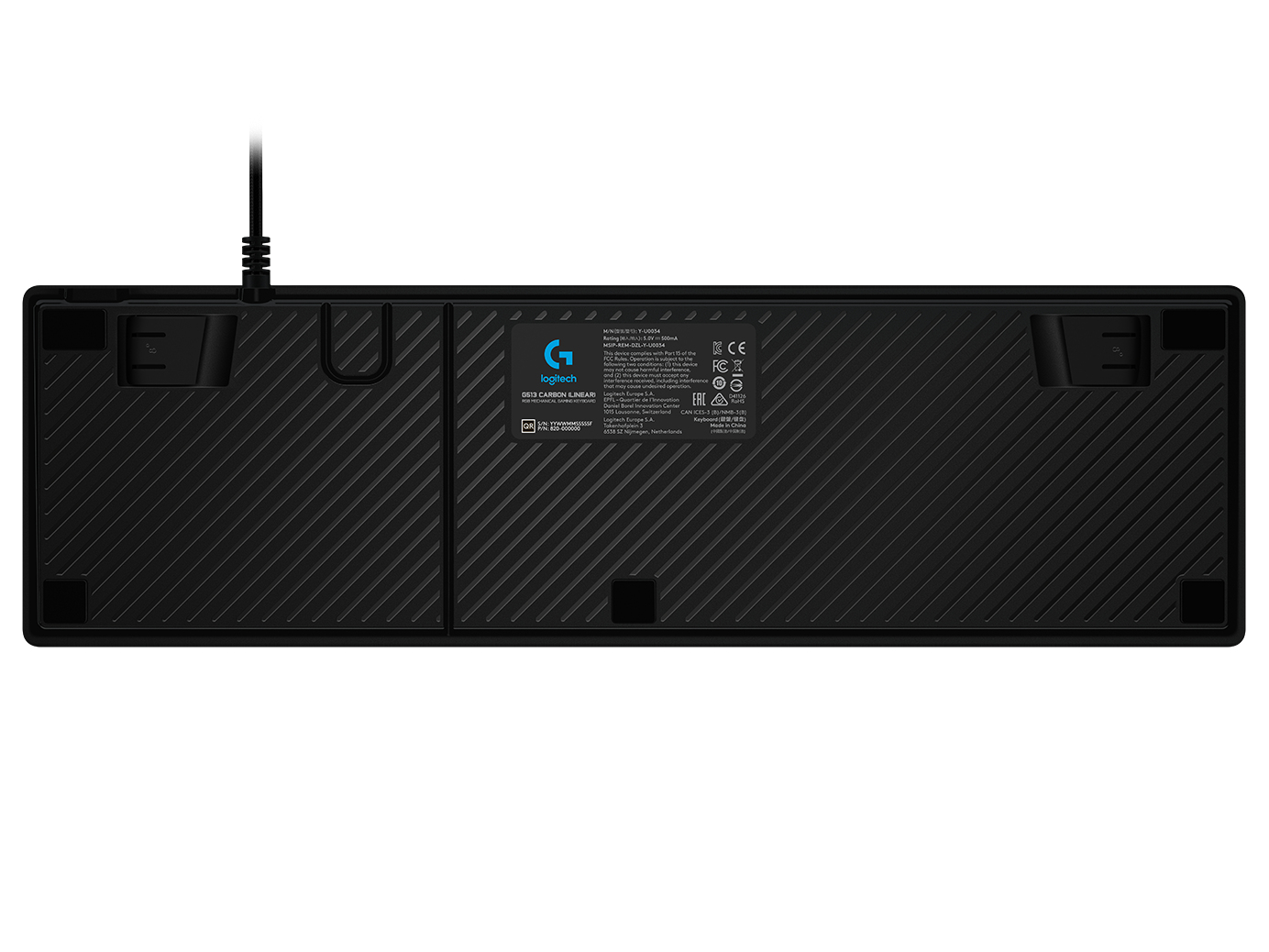 Czarny spód klawiatury Logitech G513 Carbon Linear. Teksturowana powierzchnia, informacje o produkcie i kabel.