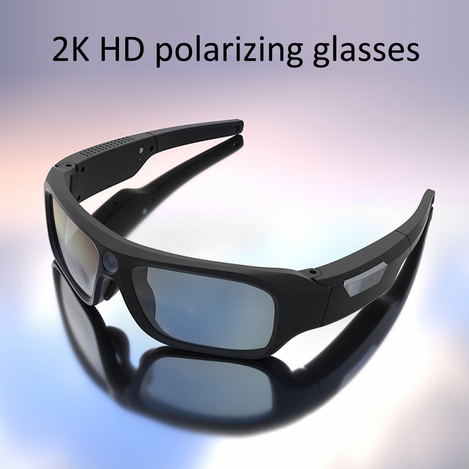 Schwarze 2K-HD-Polarisationsbrille. Die Brille liegt auf einer reflektierenden Oberfläche. Der Hintergrund ist hellblau und lila.