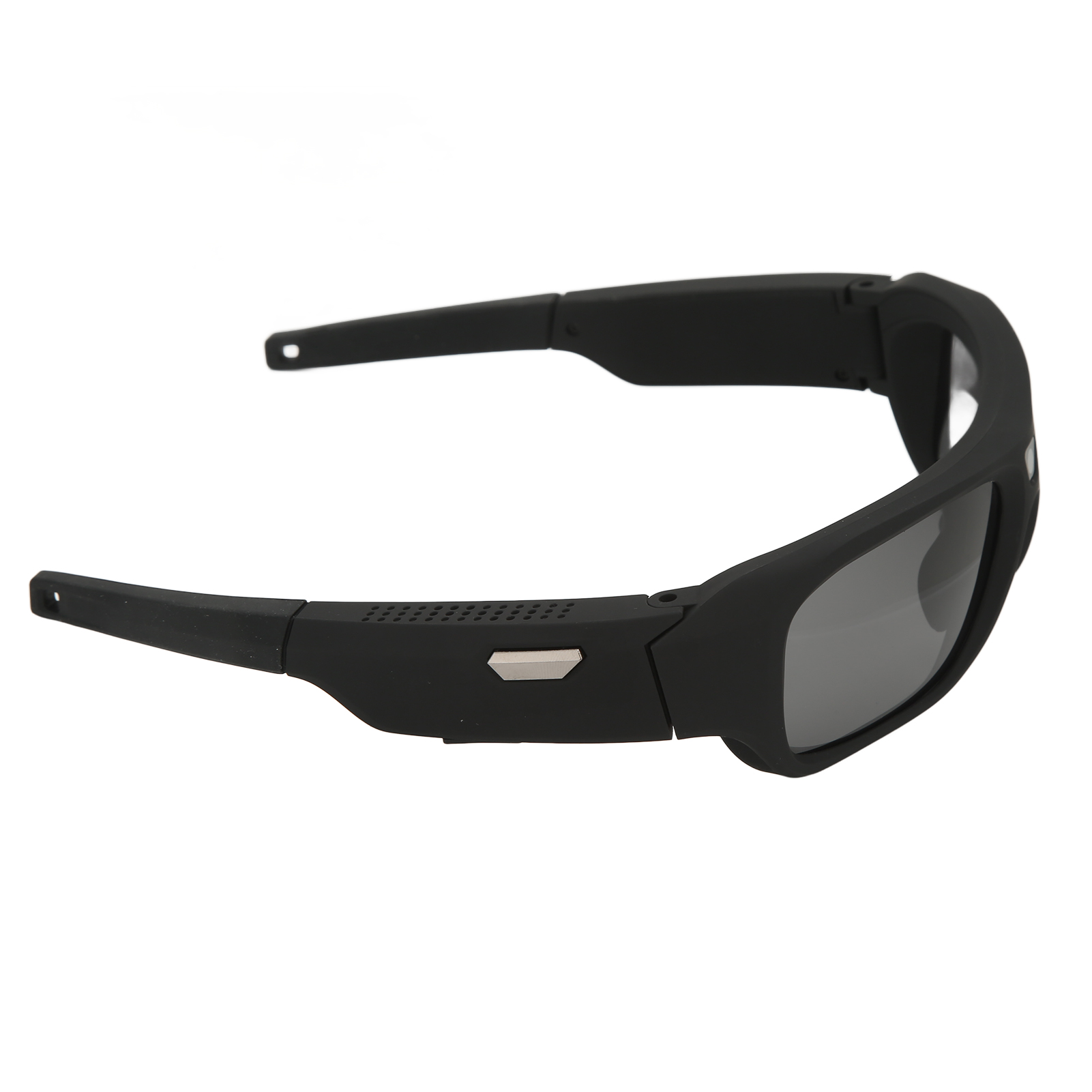 Schwarze Sonnenbrille mit grauen Gläsern, auf weißer Oberfläche. Die Bügel sind geöffnet. Ein kleiner silberner Knopf am Rahmen.