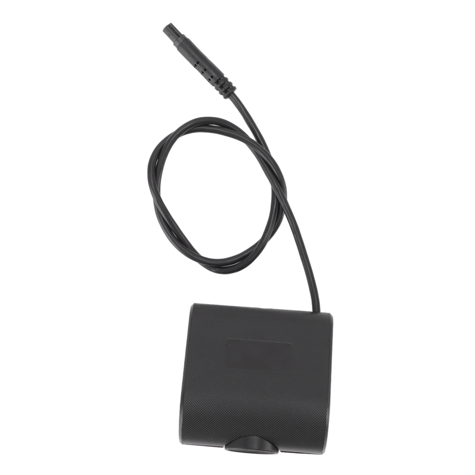 Ein schwarzes Gerät mit Kabel. Das Gerät hat eine quadratische Form. Das Kabel ist mit einem Stecker verbunden.