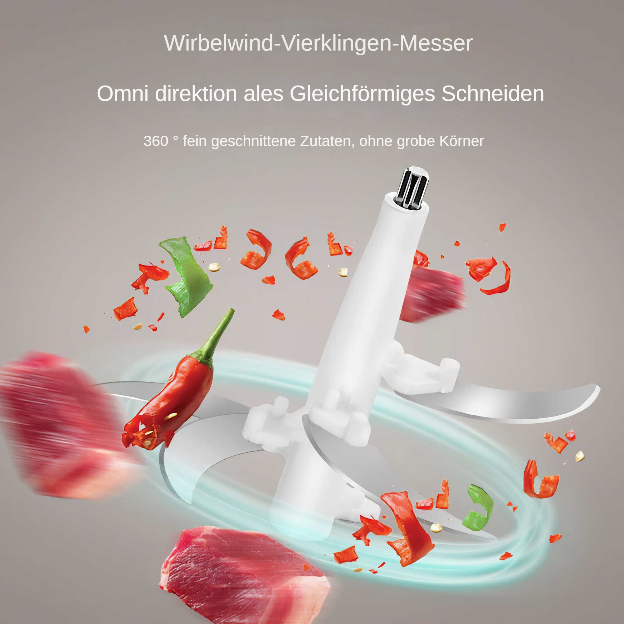Ein weißer Foodprocessor mit Klingen, der rote Paprika, grüne Paprika und Fleisch mit grauem Hintergrund zerkleinert.