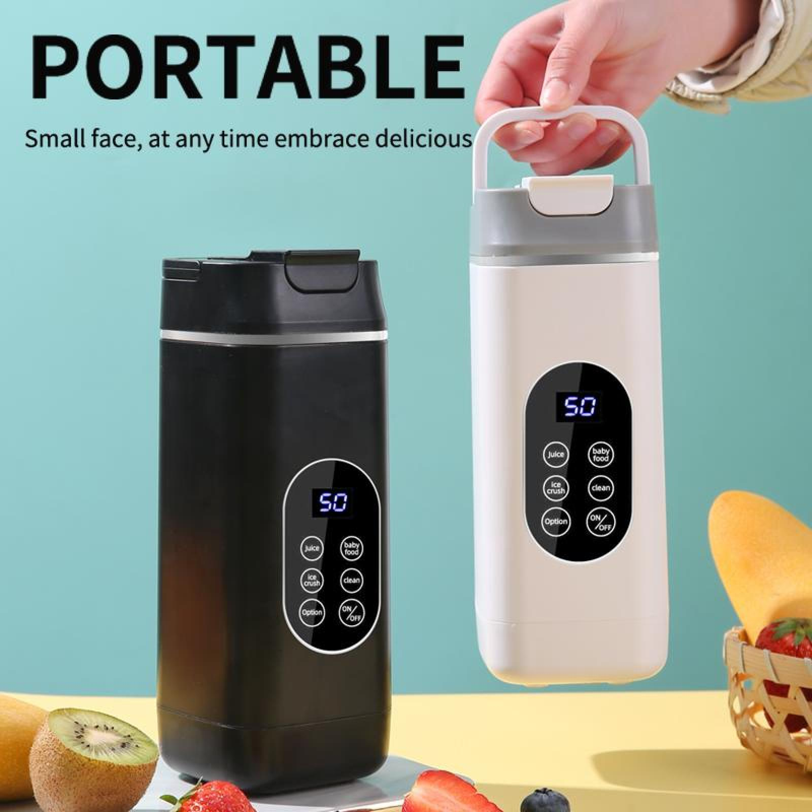 Zwei tragbare Mixer, schwarz und weiß, mit Knöpfen für Saft, Eis zerkleinern und Babynahrung. Früchte im Vordergrund.