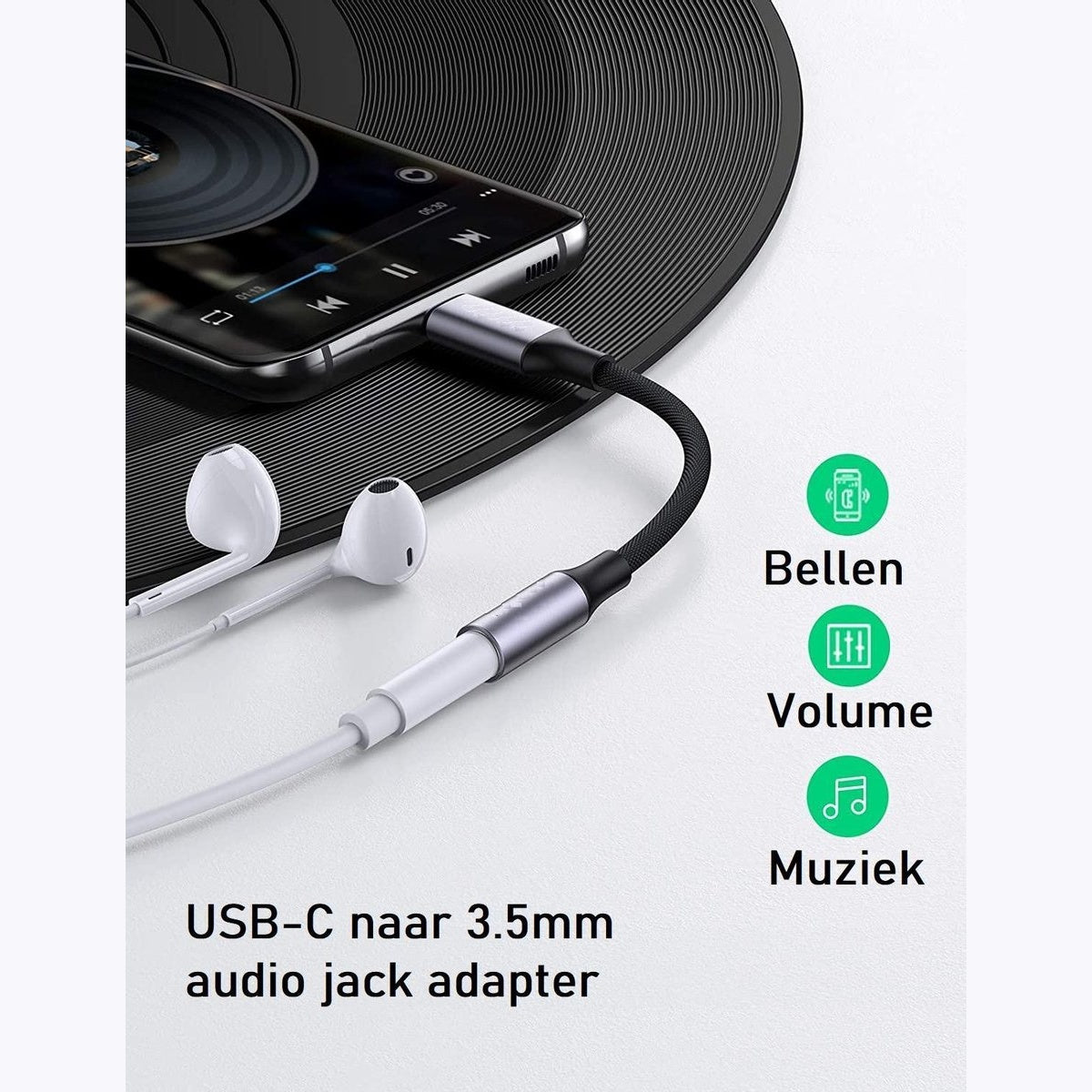Een telefoon verbonden met een adapter en koptelefoon. Tekst: USB-C naar 3,5 mm audio jack adapter. Pictogrammen voor bellen, volume en muziek.