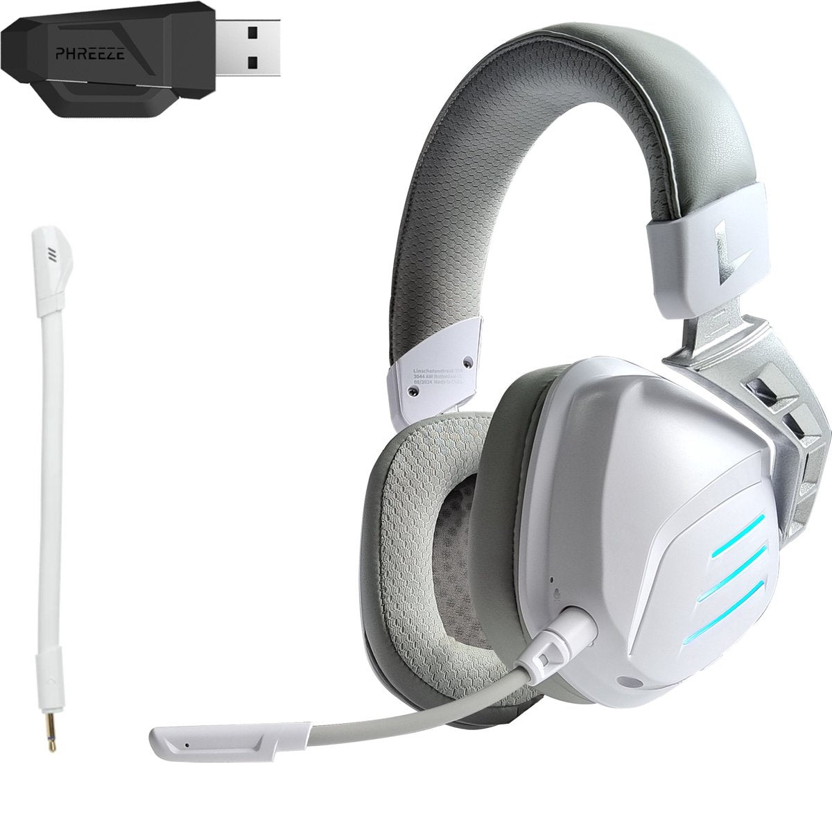Een witte en grijze gamingheadset met een afneembare microfoon, een USB-dongle en een aparte microfoonaansluiting. De headset heeft blauwe lichten.