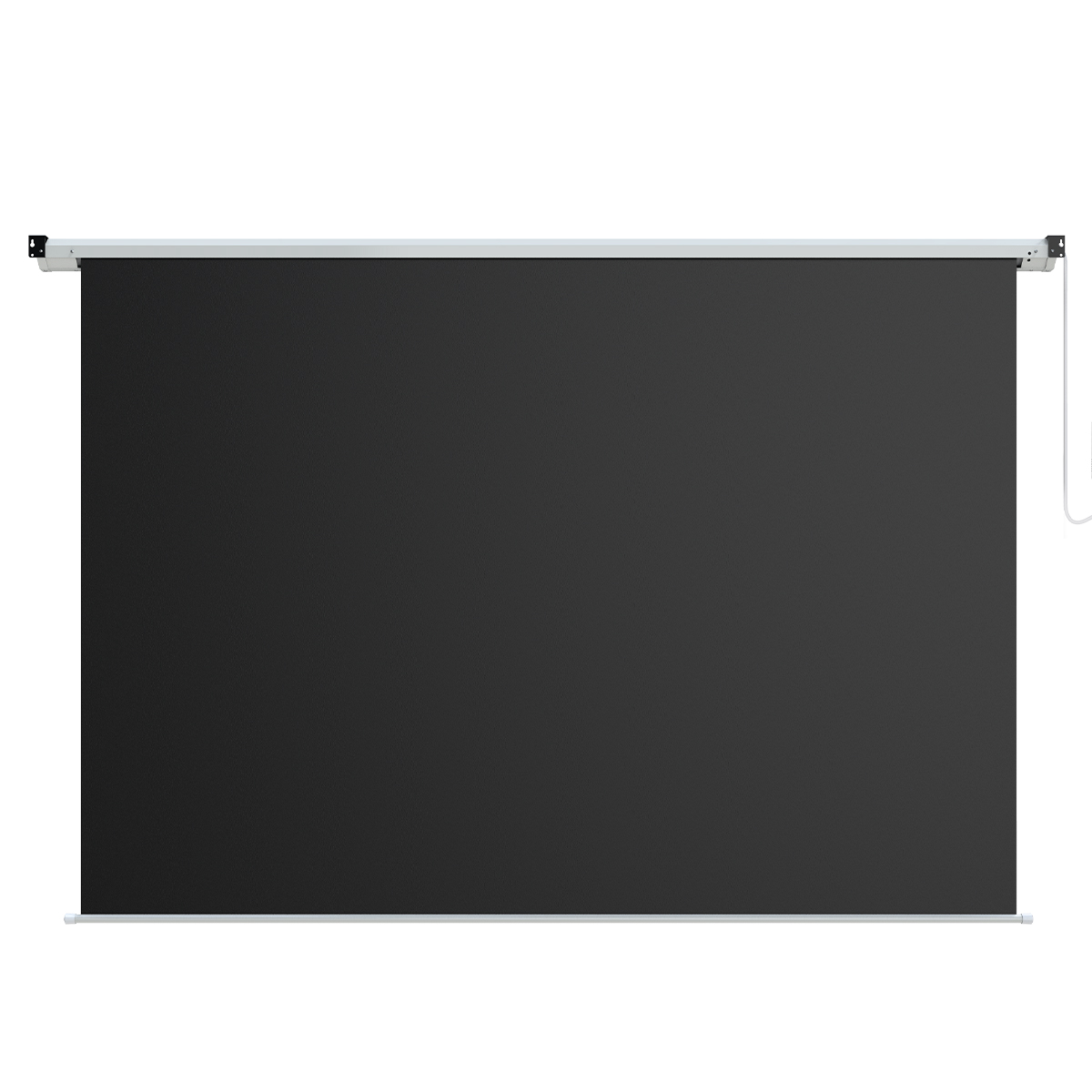 Una pantalla de proyector negra está colgada. Tiene un marco blanco arriba y abajo. Un cable blanco cuelga a la derecha.