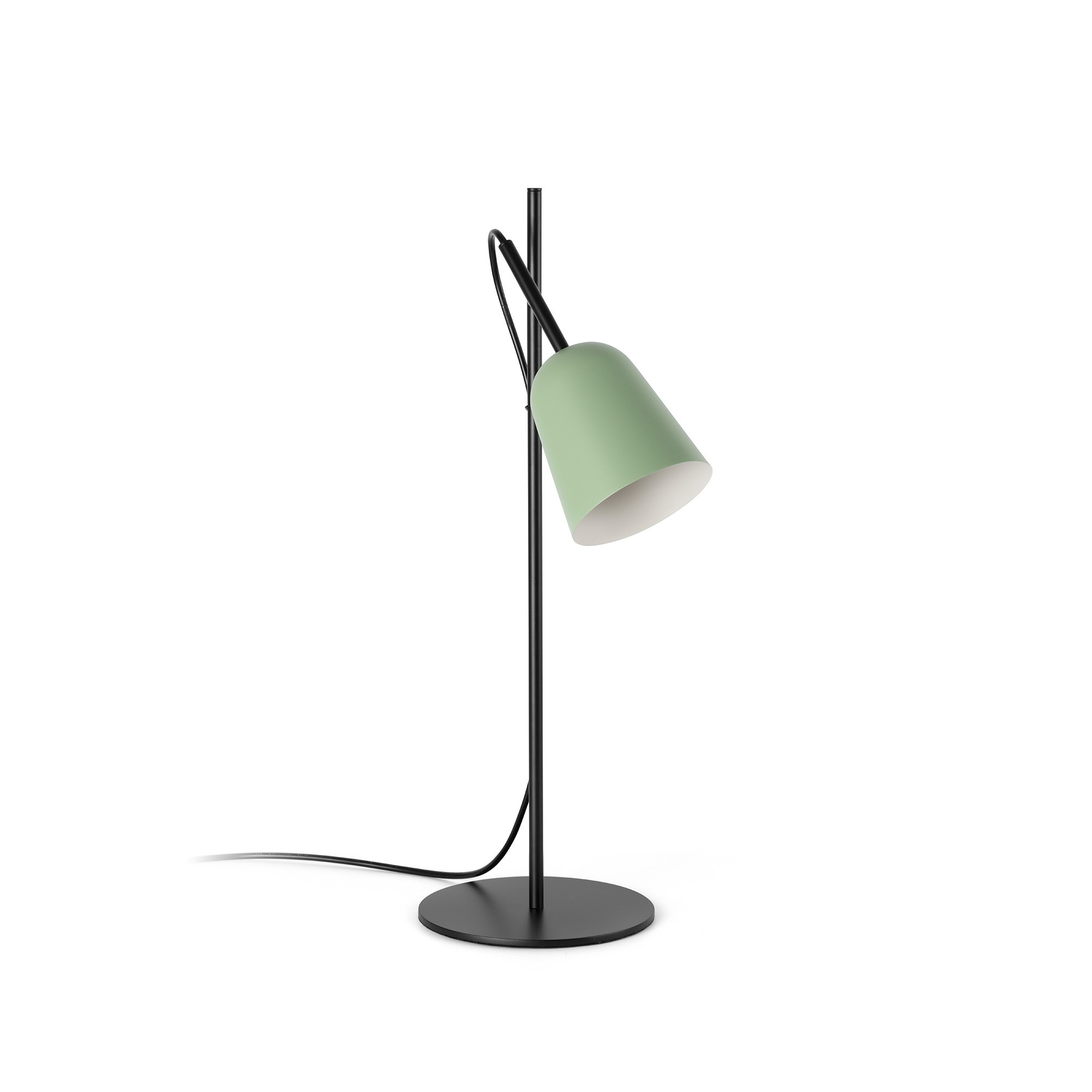 Una lampada da scrivania verde con base e stelo neri. La lampada è su sfondo bianco.