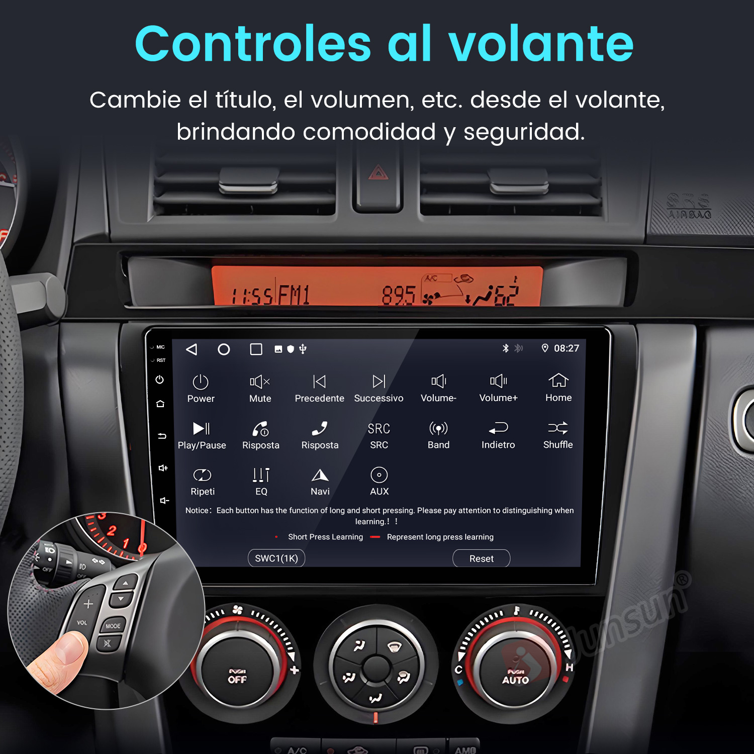 Interior de coche con consola central, controles en volante y pantalla digital con hora y frecuencia de radio.