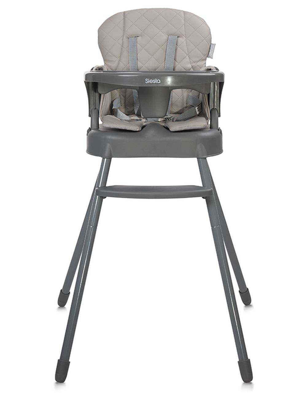 Una trona gris con asiento y respaldo acolchados. Tiene una bandeja y correas de seguridad. Las patas son grises e inclinadas.