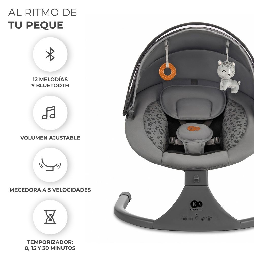 Eine graue Babyschaukel mit Verdeck und Spielzeug. Sie hat einen Timer, einstellbare Lautstärke, Bluetooth und 5 Geschwindigkeiten.