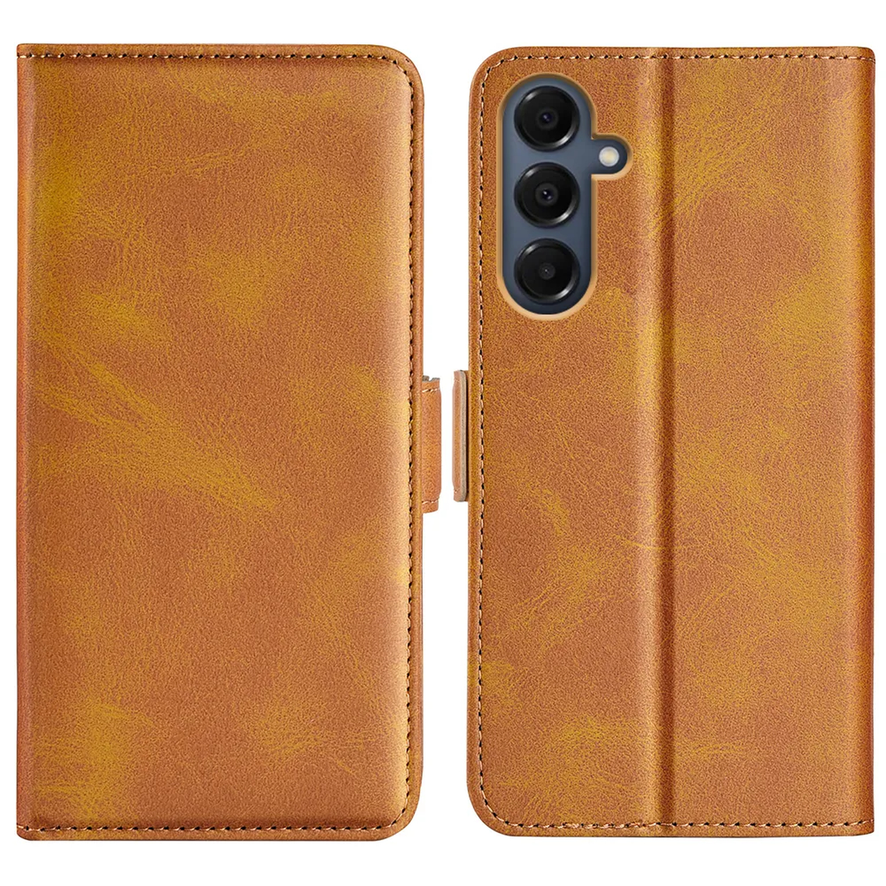 Een bruine leren telefoonhoes, open, met de binnenkant en het gedeelte waar de telefoon in zit. De hoes heeft een magnetische sluiting.
