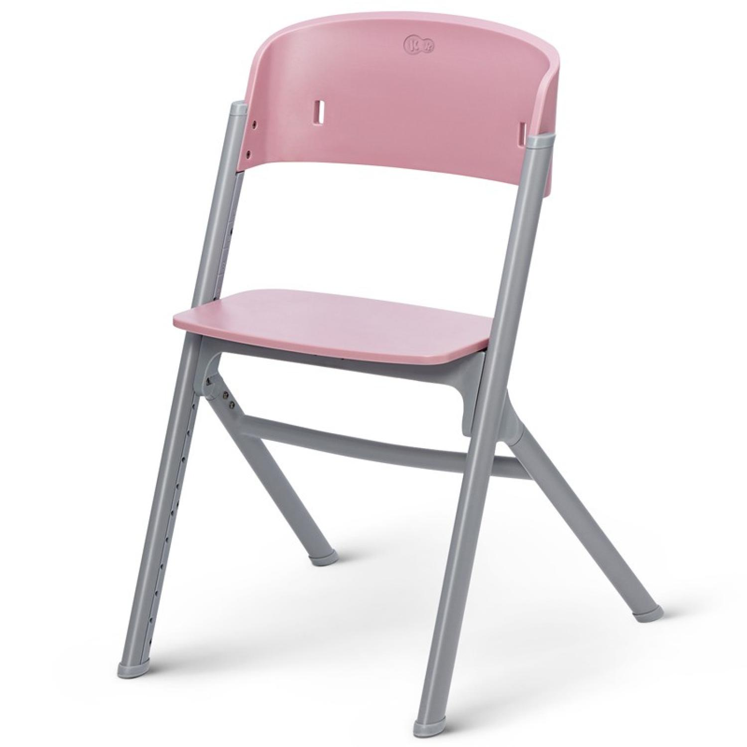 Ein rosa Klappstuhl mit grauen Metallbeinen. Der Stuhl hat eine Rückenlehne und einen Sitz. Der Hintergrund ist weiß.