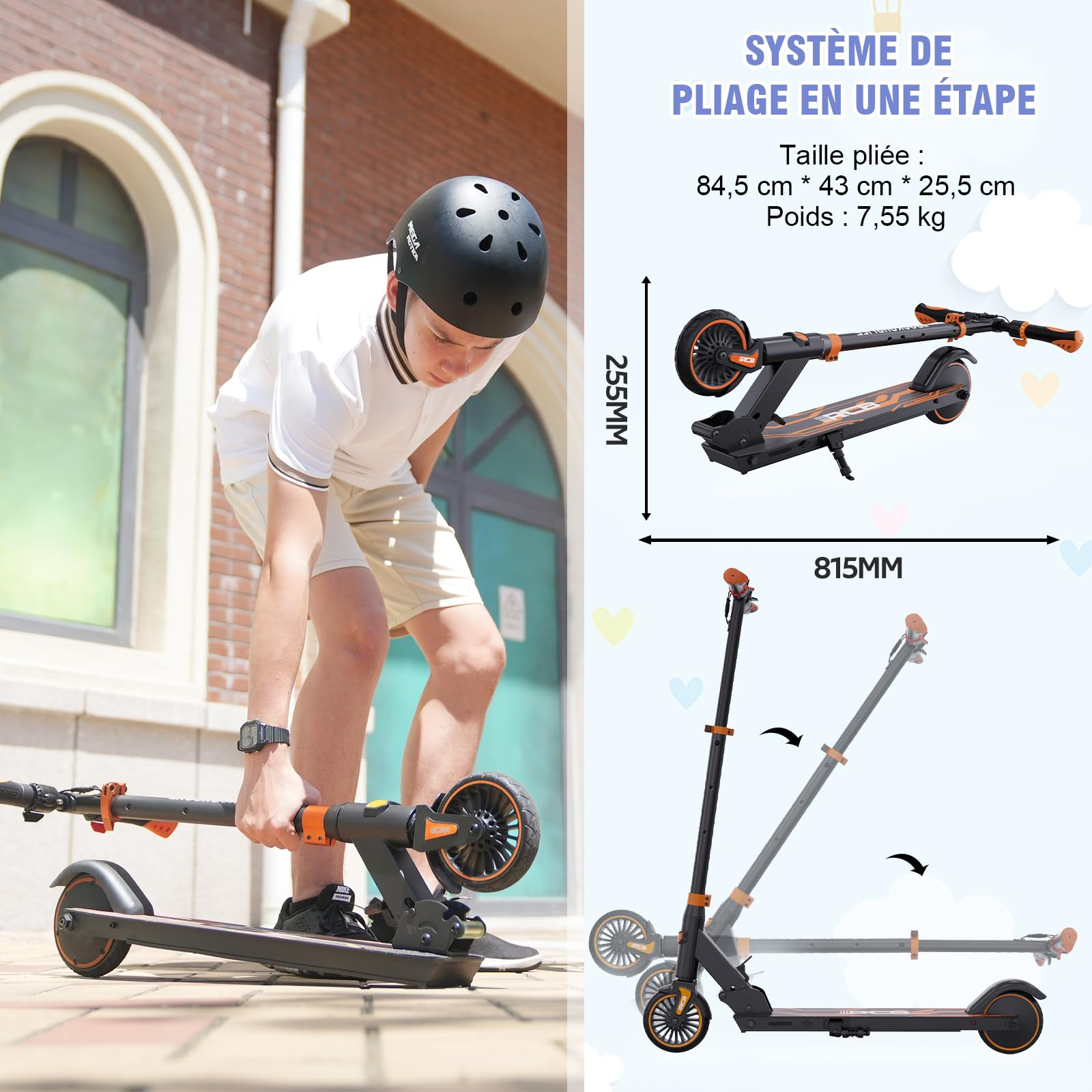 Een persoon die een zwart-oranje elektrische scooter opvouwt en een helm draagt. Specificaties zijn ook zichtbaar op de afbeelding.