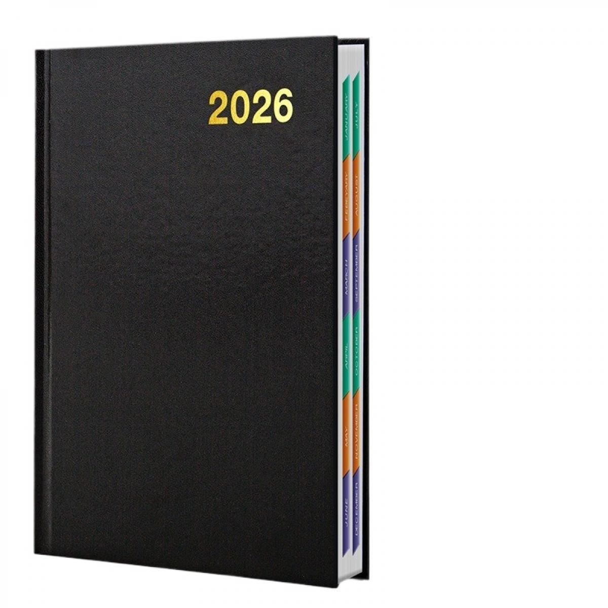Ein schwarzer 2026-Planer mit goldfarbenen Buchstaben, farbige Register für Monate.