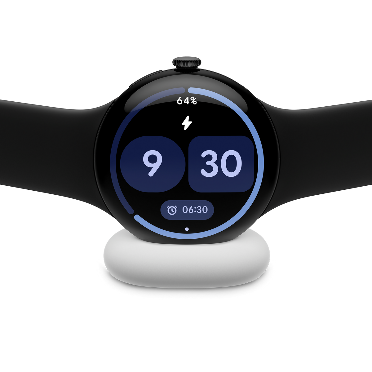 Czarny smartwatch na białej podstawie ładującej. Ekran pokazuje 9:30, 64% baterii i symbol ładowania błyskawicą.