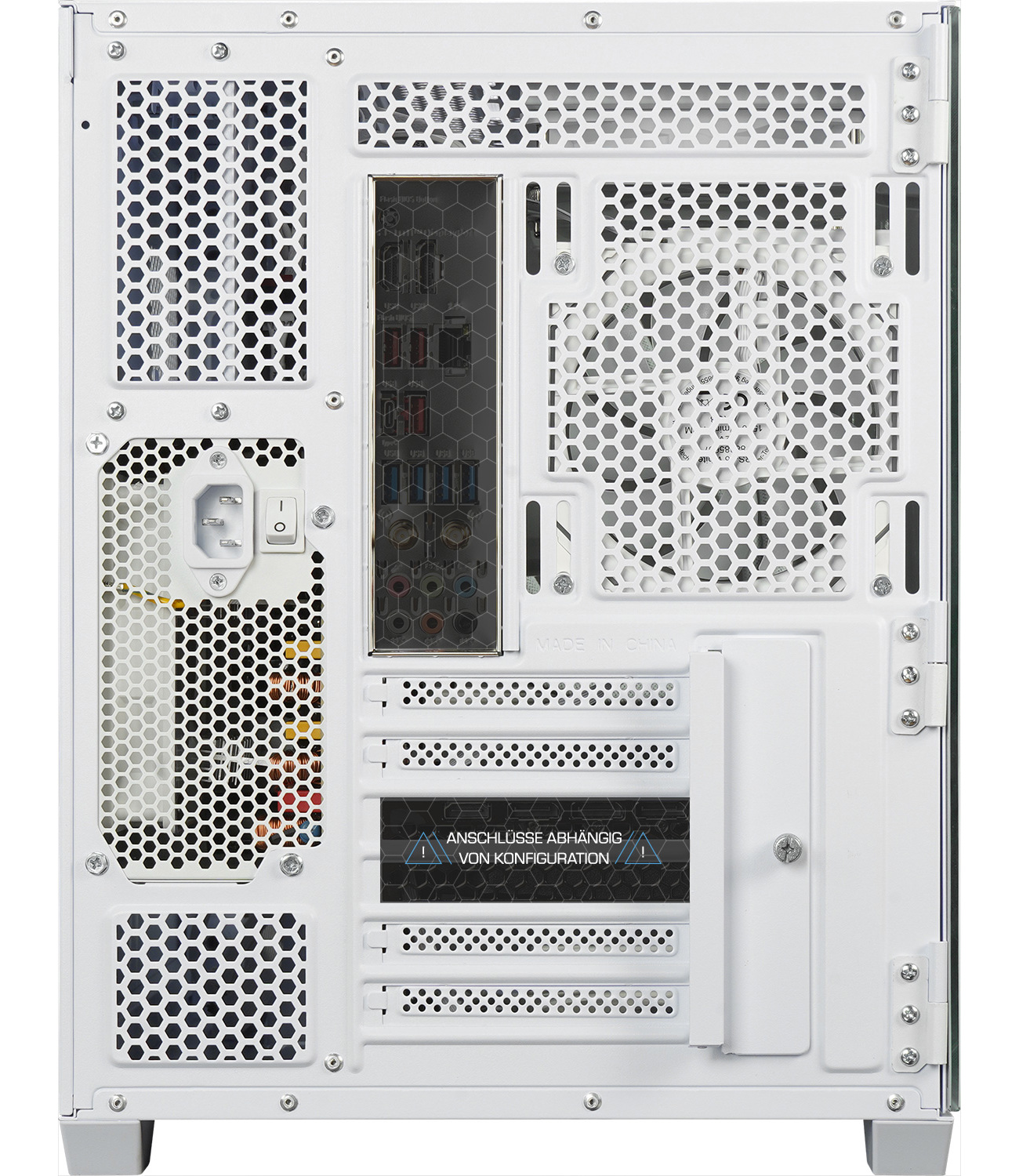 Panneau arrière d'un boîtier d'ordinateur blanc avec diverses ouvertures, dont un port d'alimentation, une ventilation et des découpes pour connecteurs.