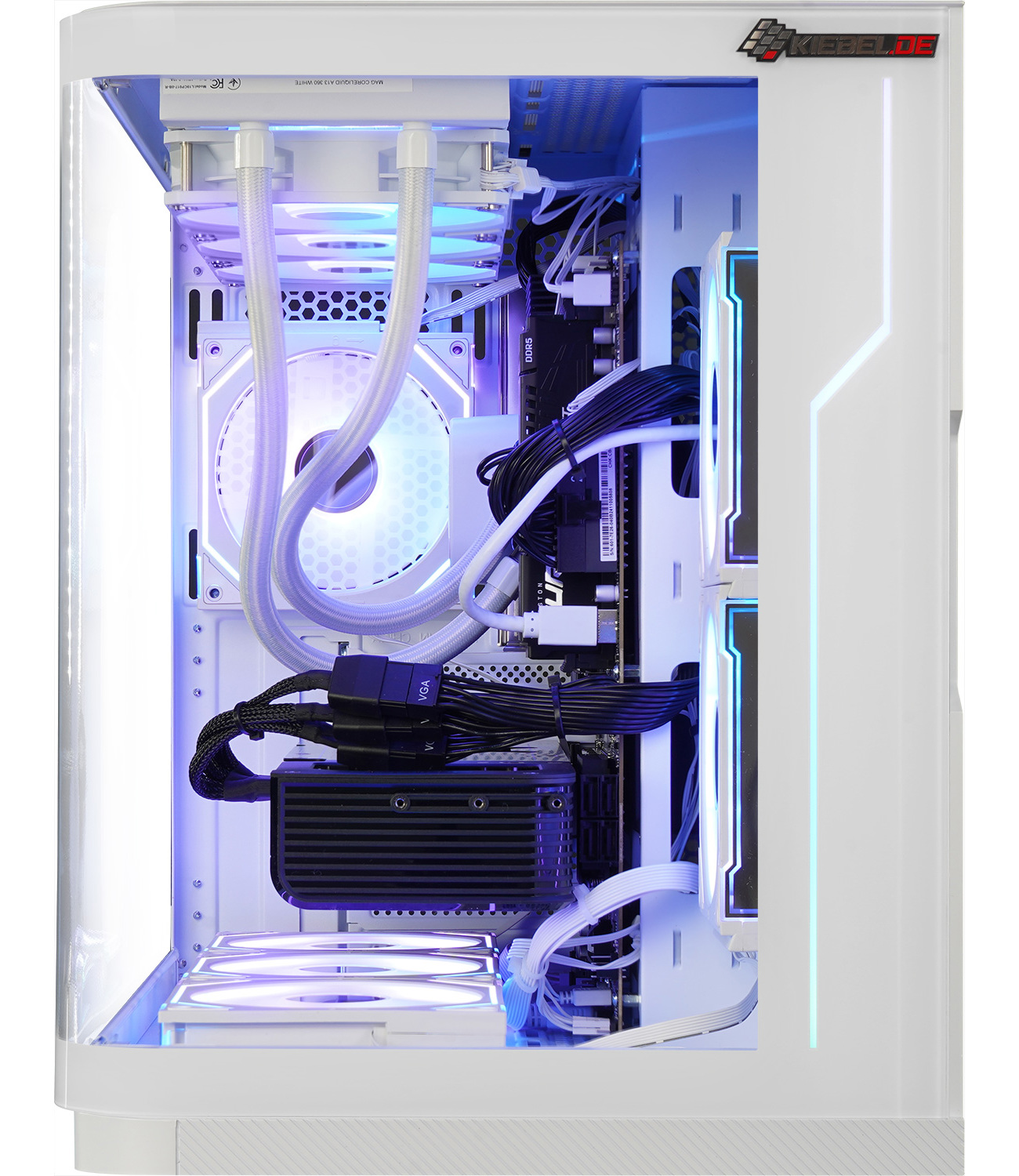 Weißes Computergehäuse mit internen Komponenten, die von blauen und violetten LEDs beleuchtet werden. Enthält Lüfter, Flüssigkeitskühlung und diverse Hardware.