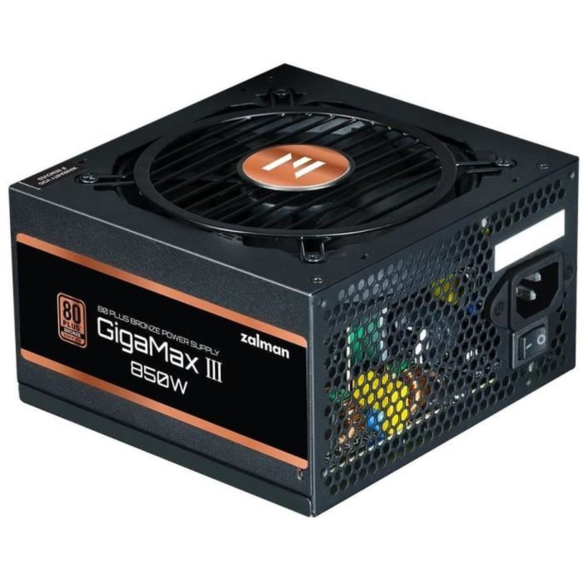 Un alimentatore Zalman GigaMax III 850W nero. Presenta una ventola, dettagli in rame e un logo 80 Plus Bronze.