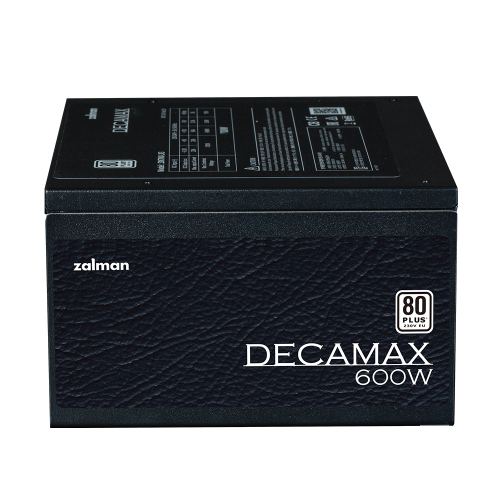 Un alimentatore per computer nero con la scritta "DECAMAX 600W" e il logo "zalman" su sfondo bianco.