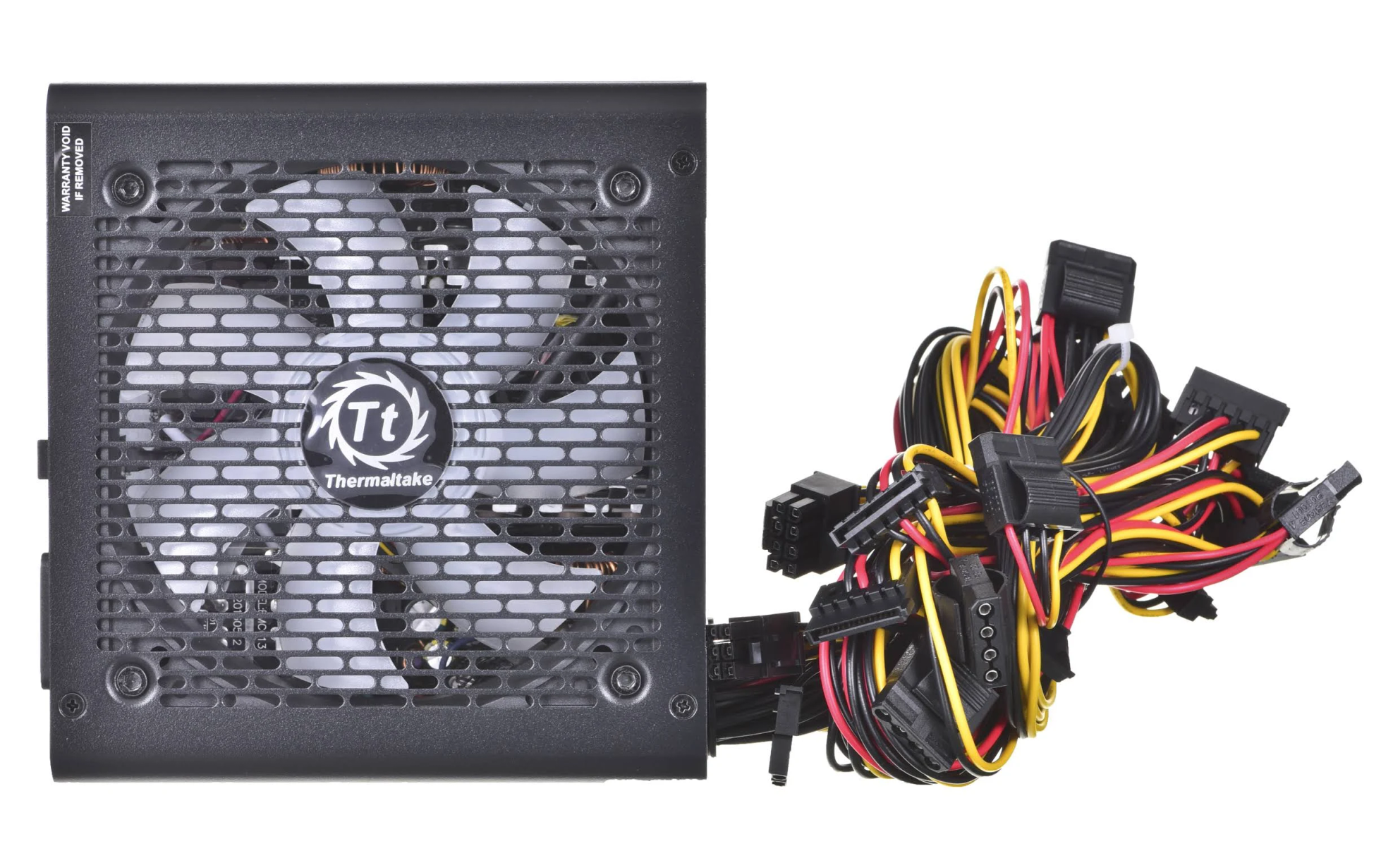 Un alimentatore per computer Thermaltake nero con ventola e un fascio di cavi colorati su sfondo bianco.