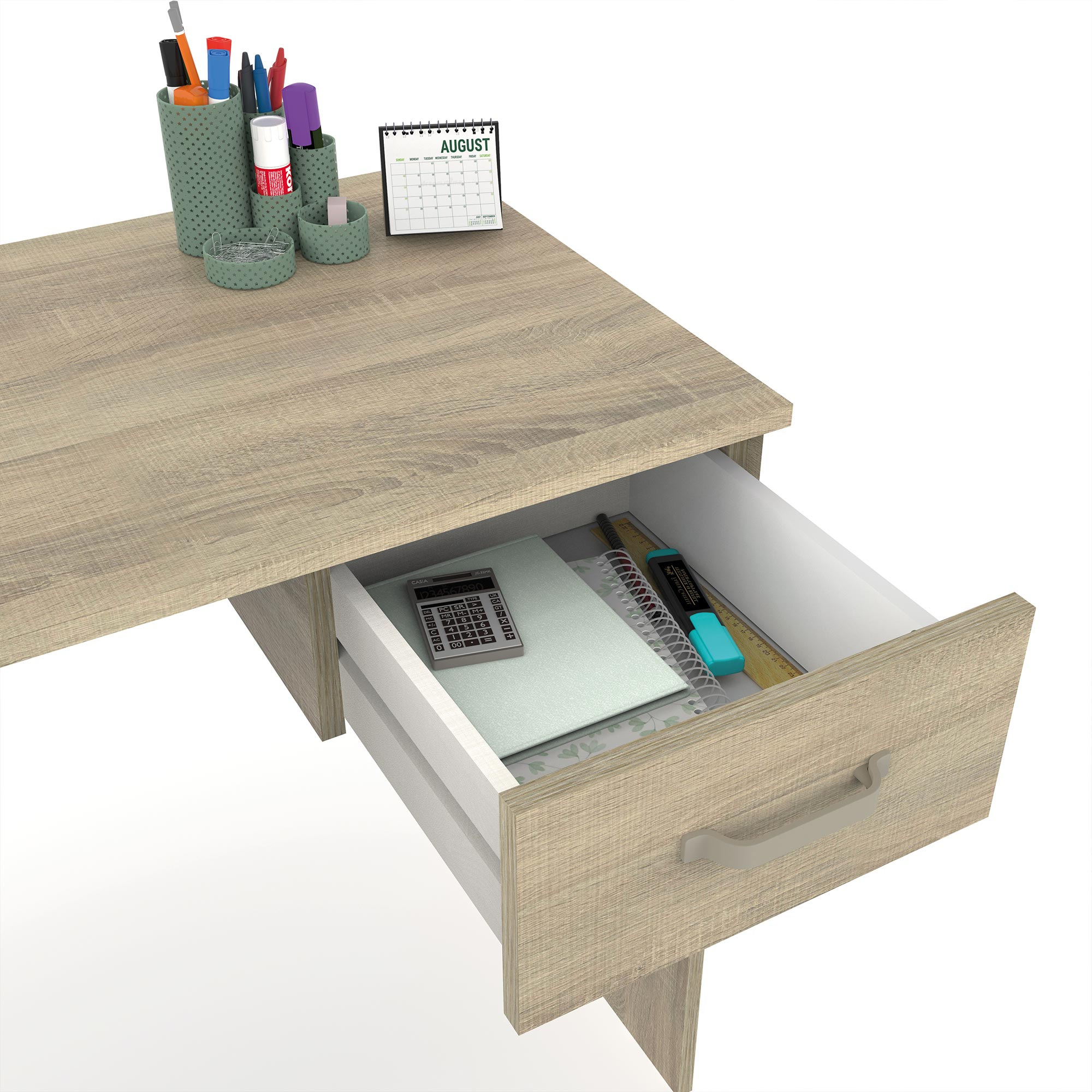 Holzschreibtisch mit offener Schublade. Oben befinden sich Stifthalter, Kalender und eine Schublade mit Taschenrechner und Schreibwaren.