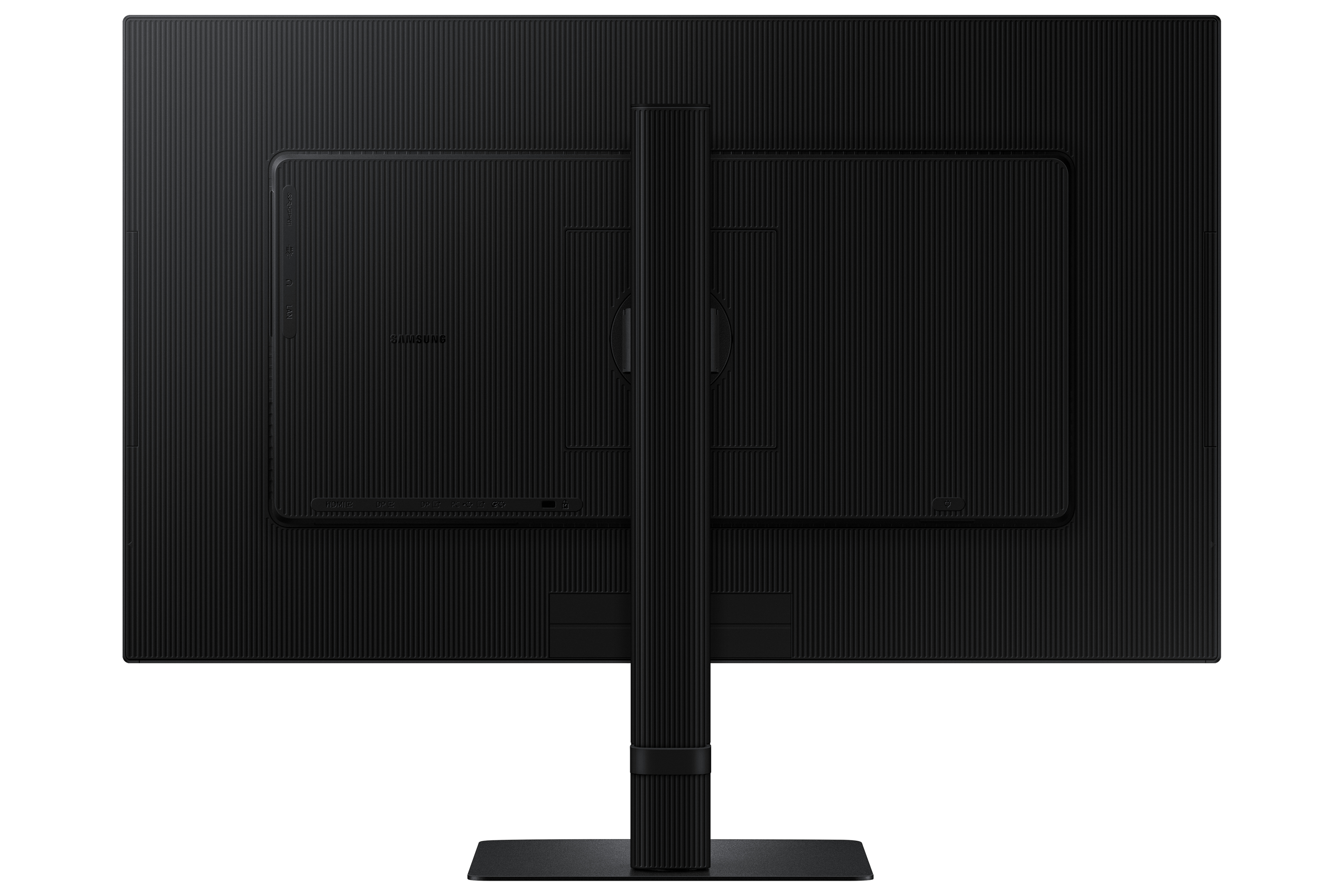 Il retro di un monitor nero, con un supporto. Ha delle porte e il logo Samsung. La superficie è strutturata.