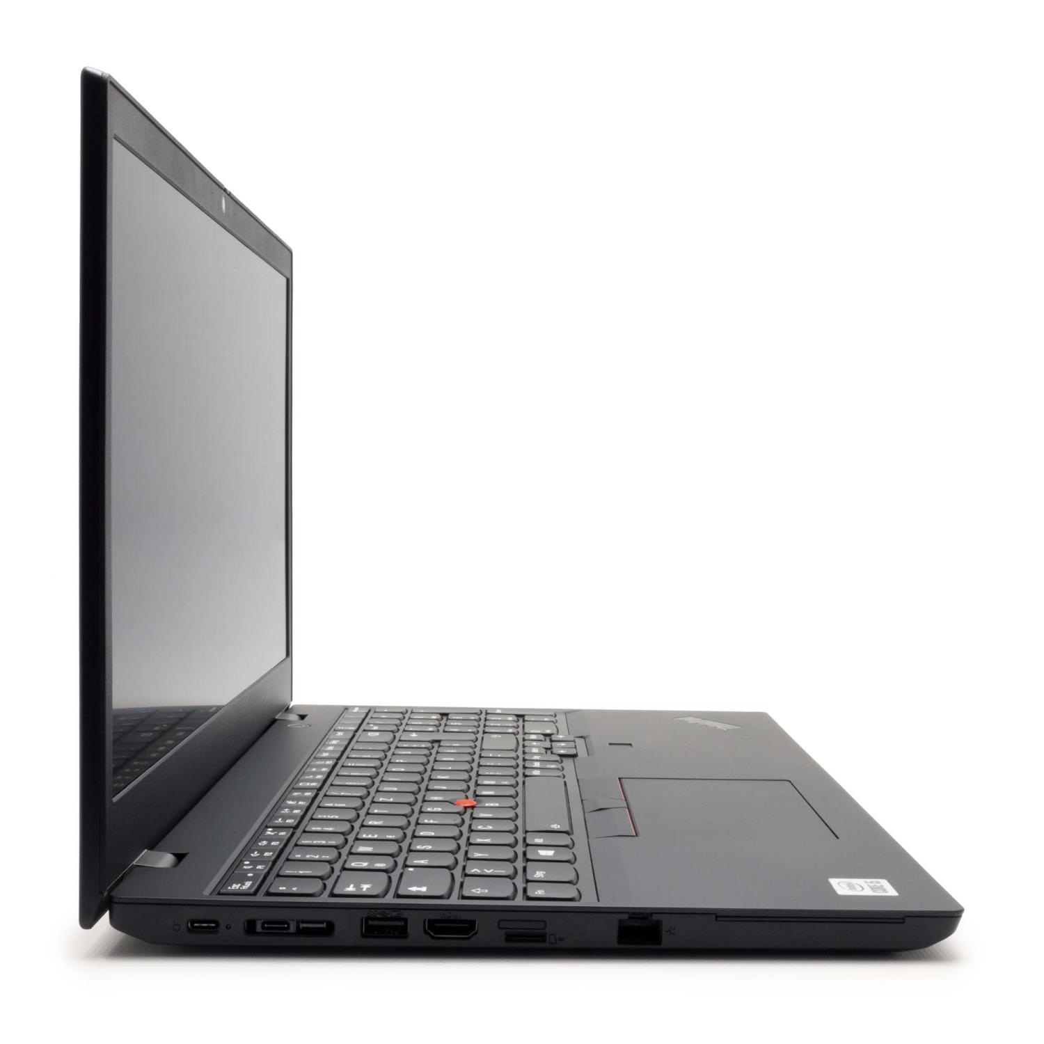 Schwarzer Laptop auf weißem Hintergrund. Bildschirm offen, Tastatur sichtbar. Touchpad und roter Trackpoint sind ebenfalls sichtbar.
