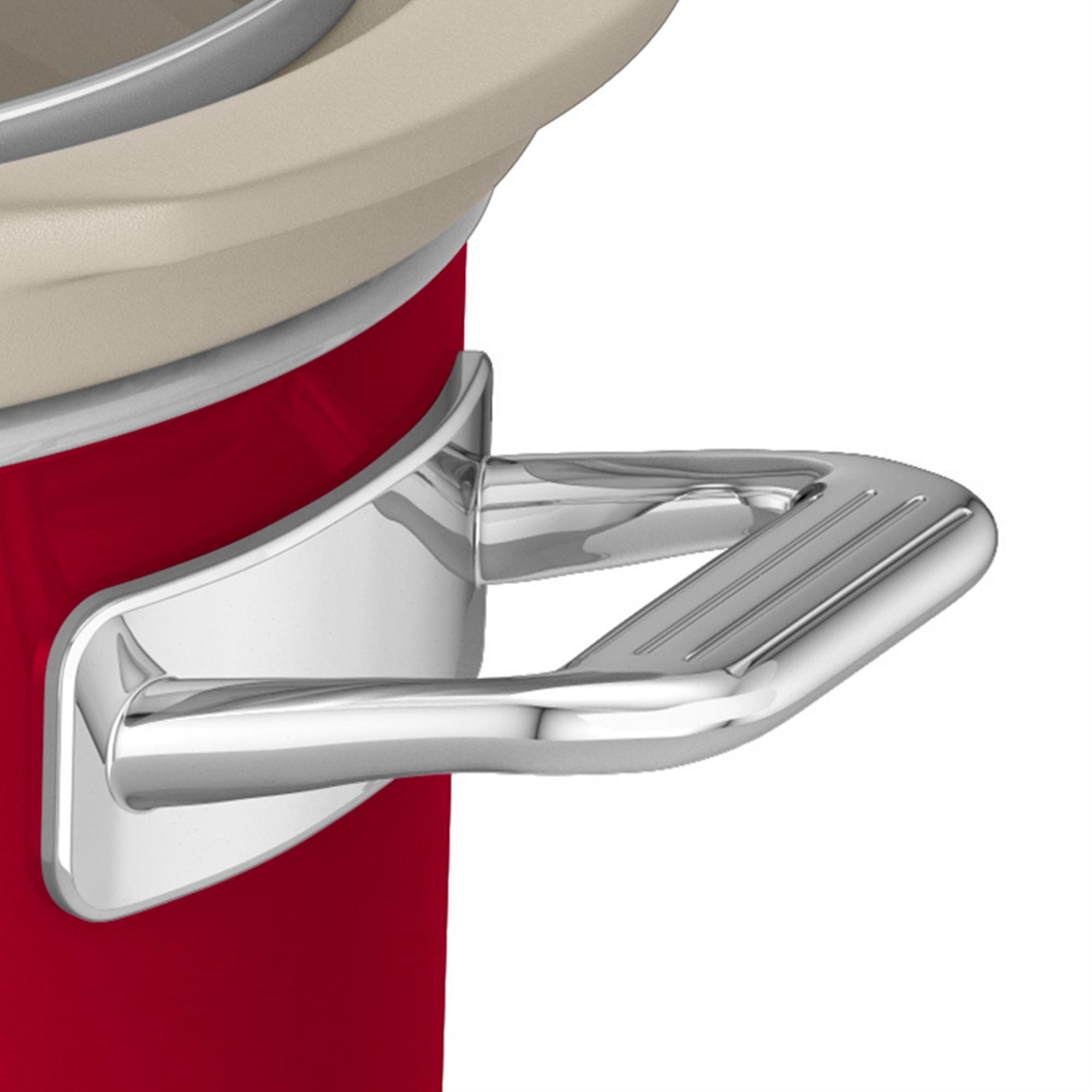 Ein rotes Gerät mit einem silbernen Griff. Der Griff ist gebogen und hat eine geriffelte Oberseite. Beige und silberne Akzente sind vorhanden.