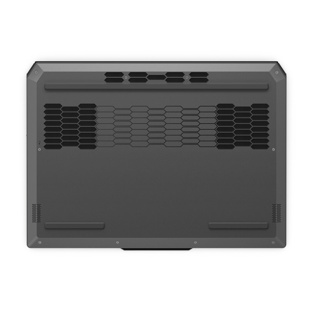 Unteransicht eines dunkelgrauen Laptops. Er hat Lüftungsgitter und ein Wabenmuster in der Mitte. Vier Gummifüße sind sichtbar.