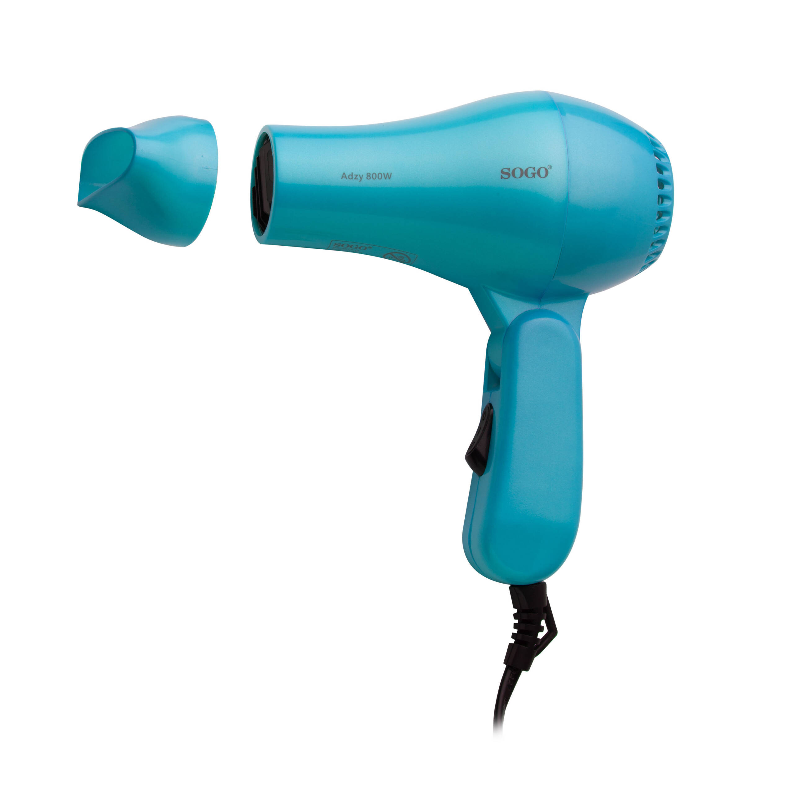 Un secador de pelo azul con boquilla separada aislado sobre fondo blanco. La marca es SOGO.