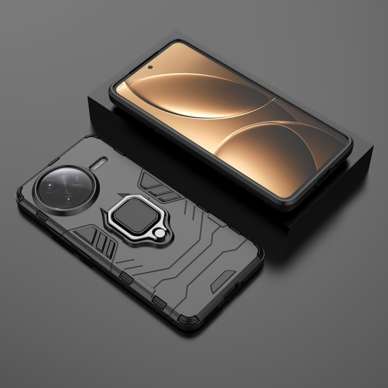 Funda de teléfono negra con soporte de anillo y un teléfono con pantalla dorada sobre una plataforma negra.