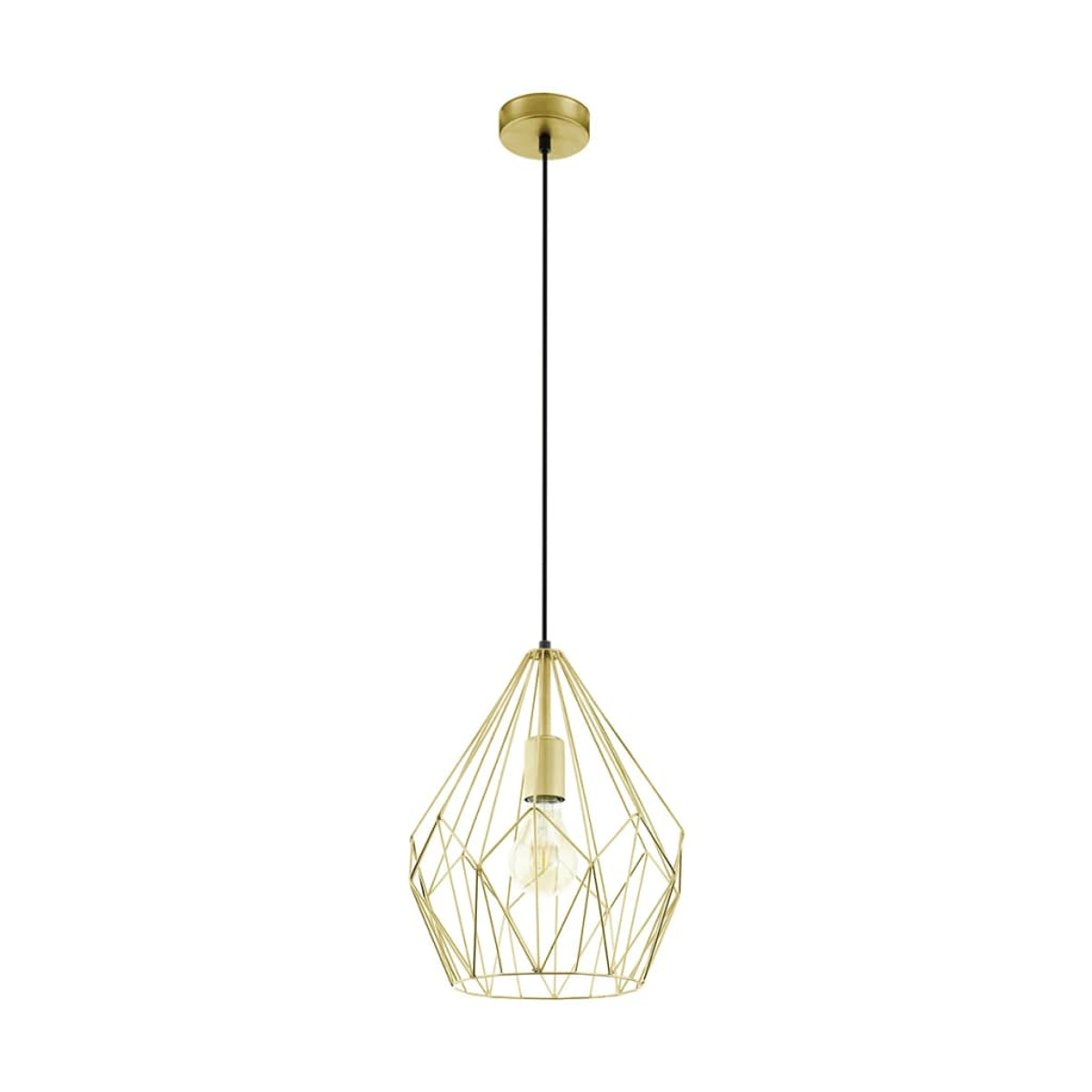 Eine goldene geometrische Pendelleuchte hängt von der Decke. Die Leuchte hat ein schwarzes Kabel und einen rautenförmigen Schirm.