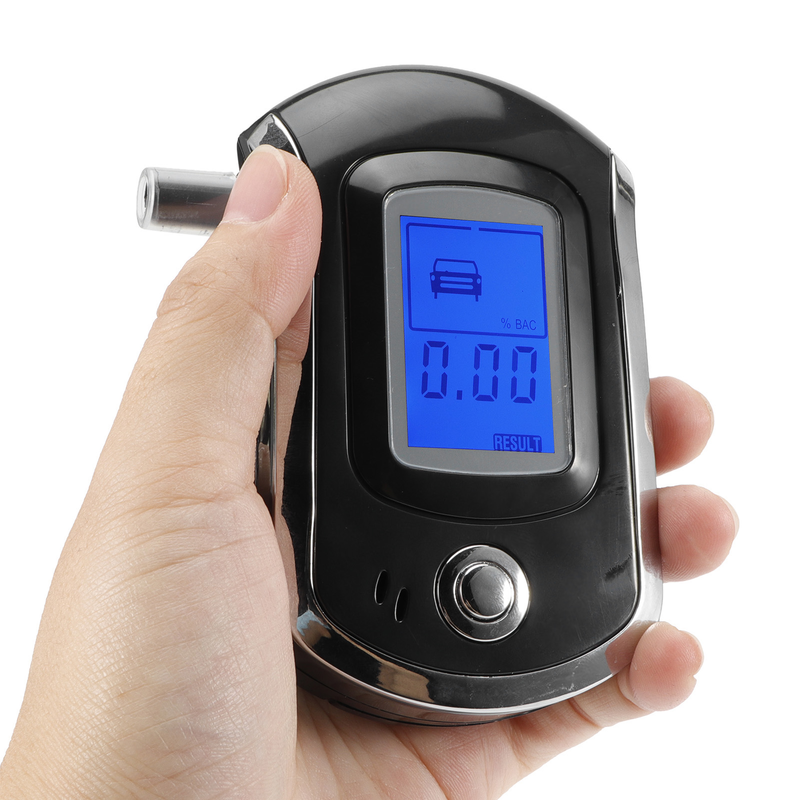 Hand hält ein schwarzes Alkoholmessgerät mit 0,00 % BAC. Das Gerät hat ein digitales Display und ein Metallmundstück.