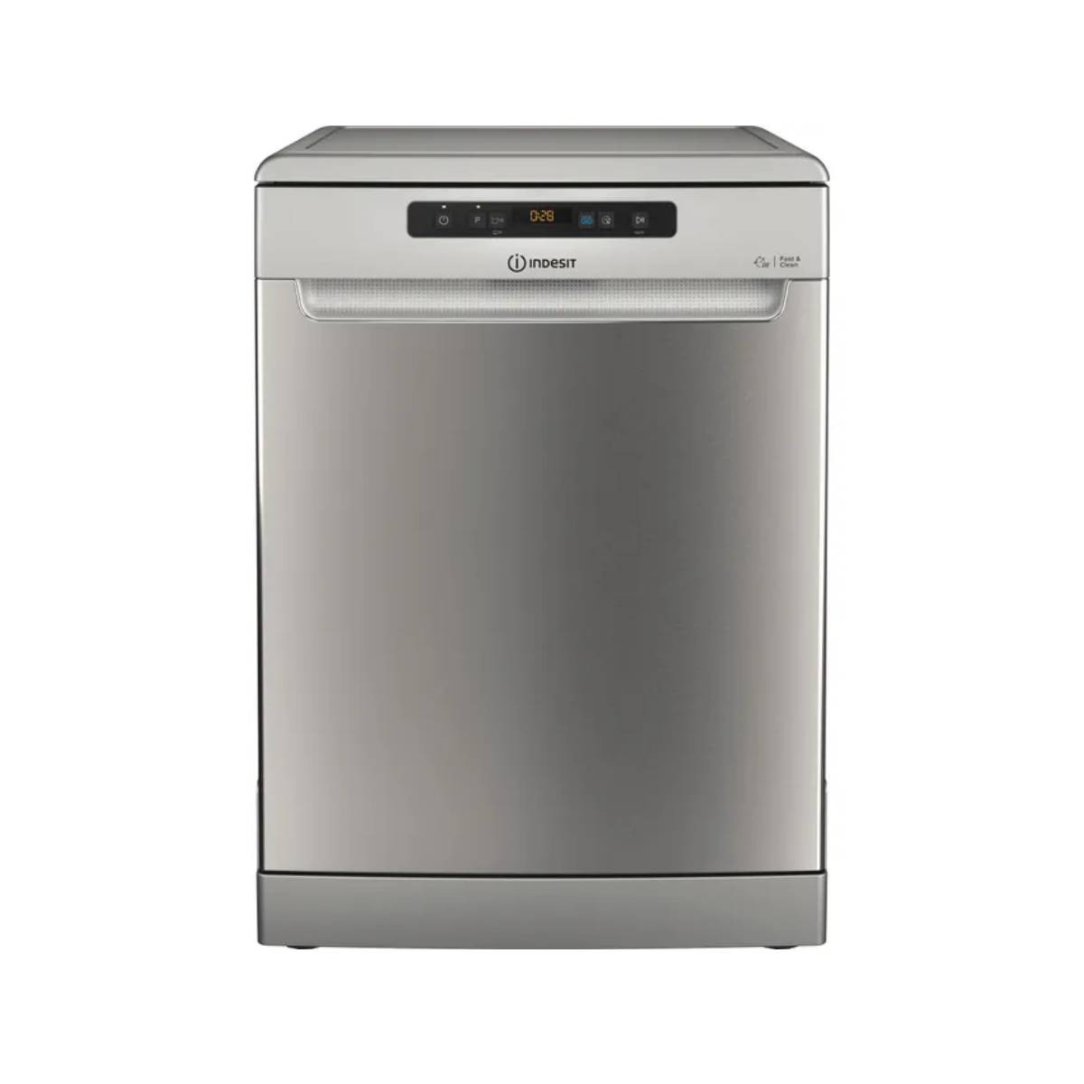 Een zilveren Indesit vaatwasser. Hij heeft een digitaal display met '0:28'. Knoppen voor stroom en programma's zijn zichtbaar.