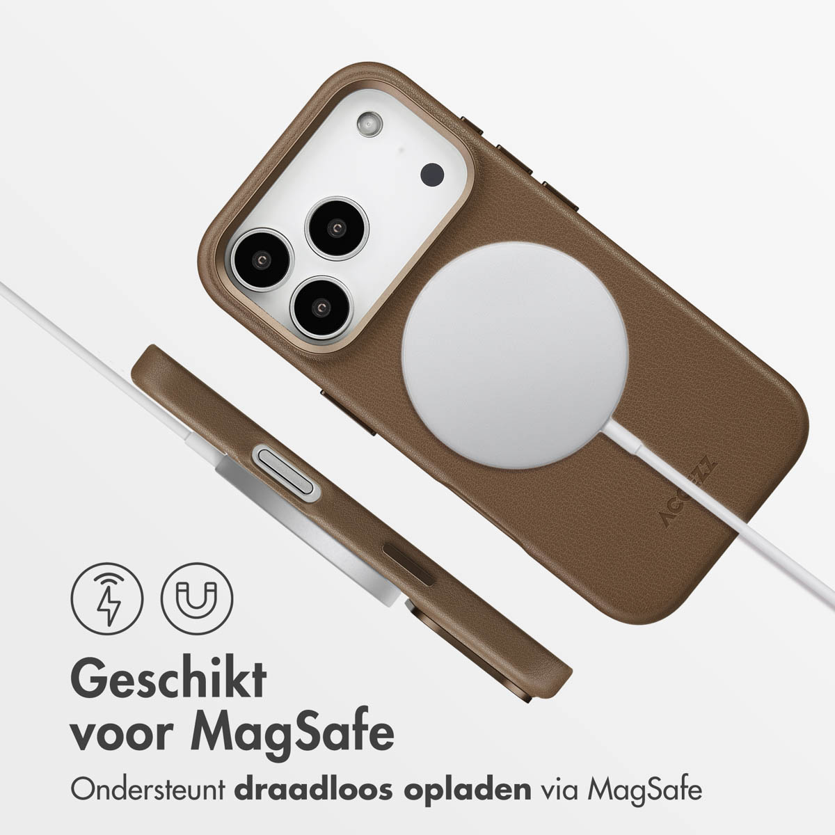 Coque de téléphone marron avec chargeur MagSafe blanc attaché à un iPhone. Texte: 'Adapté à MagSafe' et 'Prend en charge la charge sans fil'.