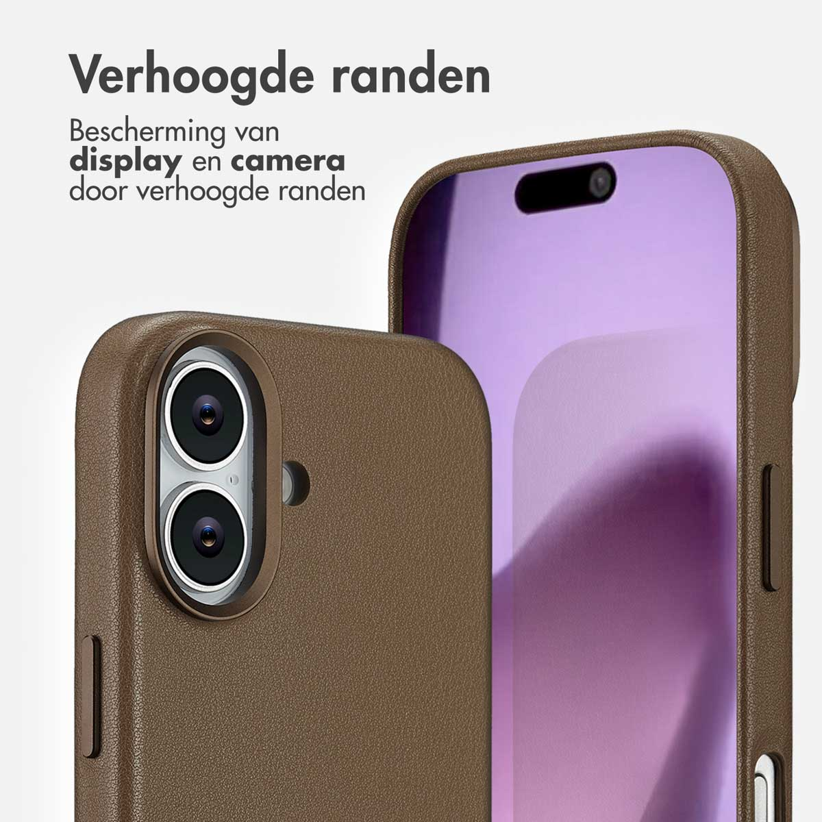 Bruine telefoonhoes met verhoogde randen. Een paars telefoonscherm is zichtbaar. Nederlandse tekst beschrijft bescherming van display en camera.