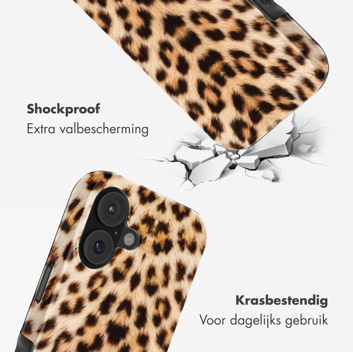 Twee telefoonhoesjes met luipaardprint, de ene boven de andere. De bovenste valt, waardoor het oppervlak barst. Tekst zegt 'Schokbestendig' en 'Krasbestendig'.