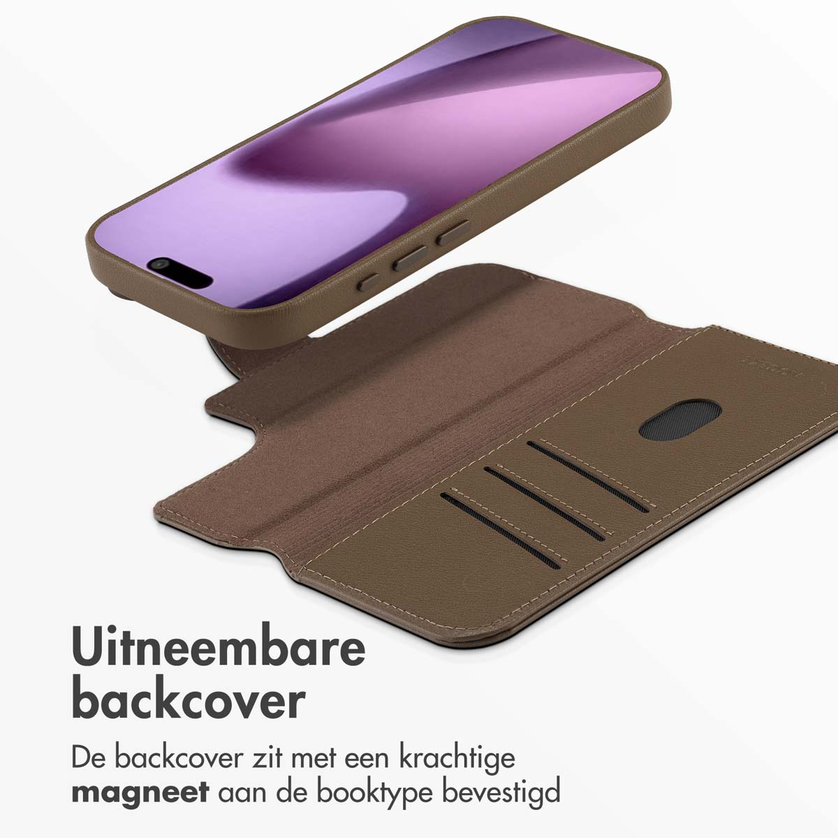 Een bruine telefoonhoes met een paars scherm, gescheiden van een bruine book-style cover met kaartsleuven. Tekst: 'Uitneembare backcover'.