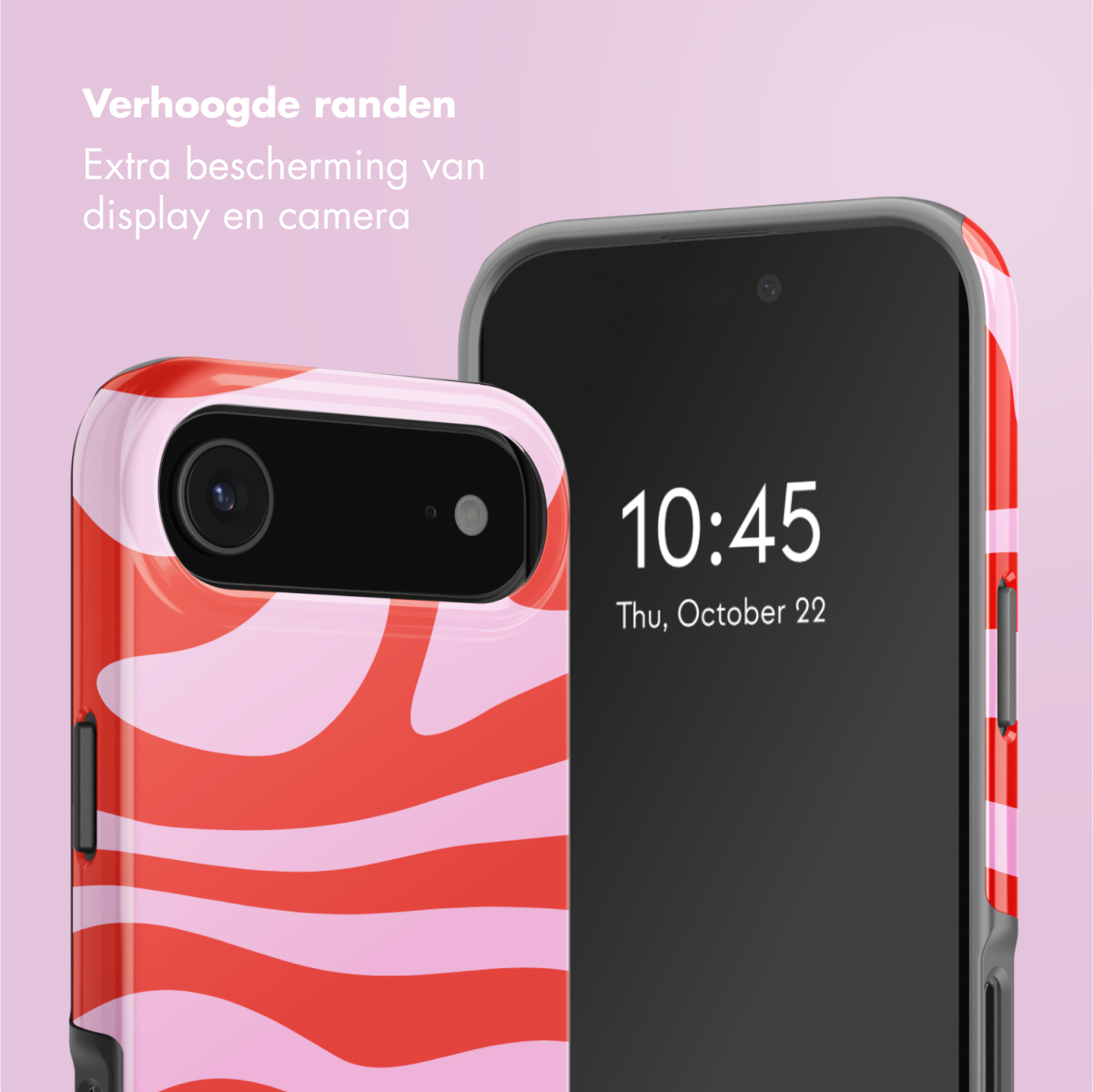 Twee smartphones, één in een roze en rode swirl case. De andere is zwart met de tijd weergegeven. Zachte roze achtergrond. Tekst bovenaan.