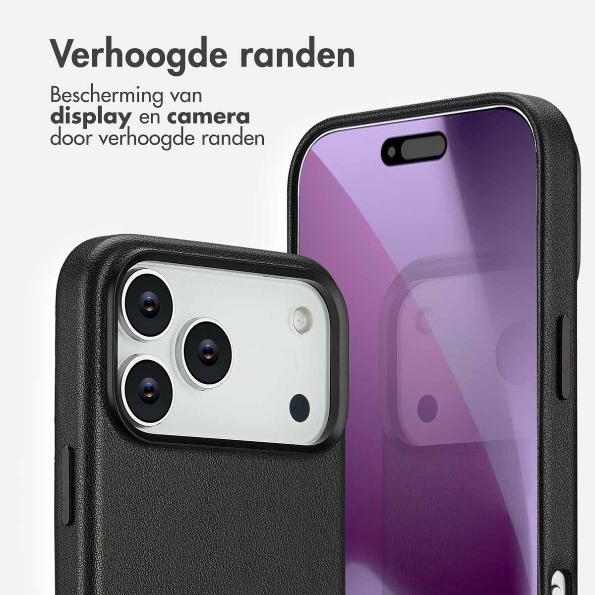 Gros plan sur deux étuis de téléphone noirs. L'un montre l'appareil photo et le flash. L'autre a un protecteur d'écran violet.
