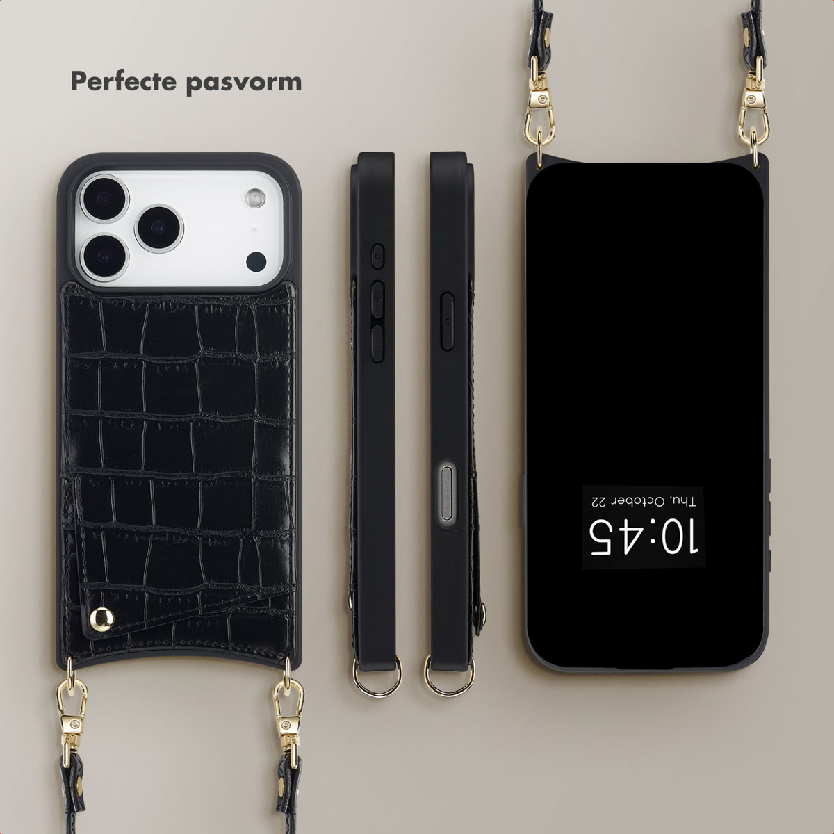 Étuis de téléphone noirs avec une texture semblable au cuir de crocodile et un téléphone affichant l'heure. Le tout avec des accents dorés.