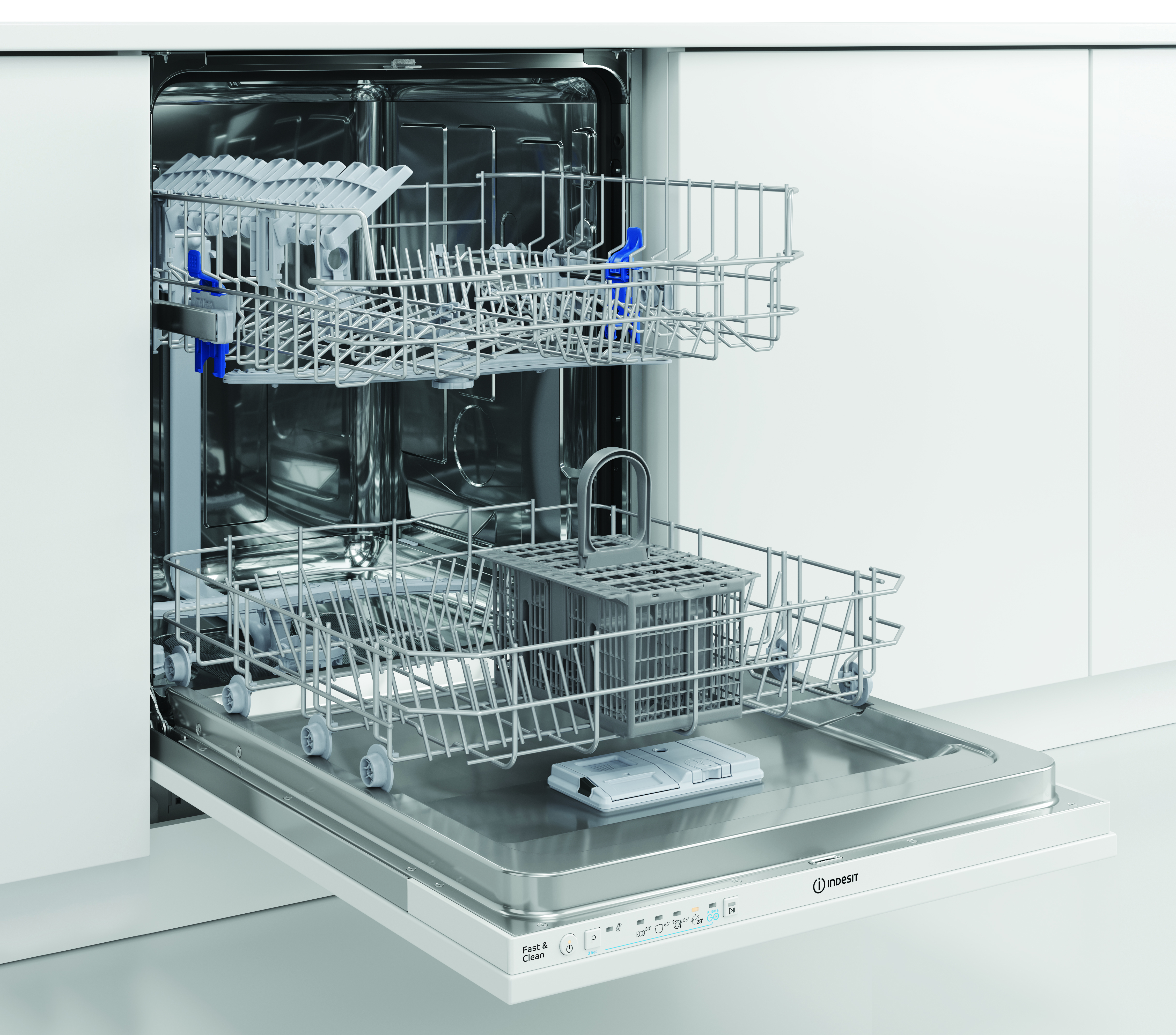 Otwarta zmywarka z górnym i dolnym koszem. Szary kosz z koszykiem na dolnym poziomie, panel sterowania.