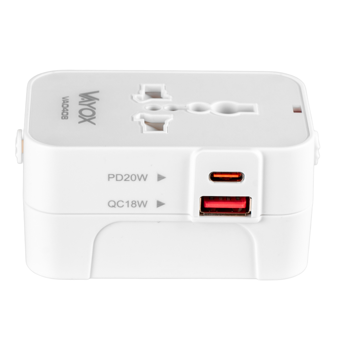 Biały adapter podróżny z portami USB i gniazdami. Marka to 'VYOX'.