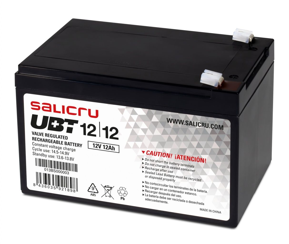 Una batteria ricaricabile Salicru UBT 12/12 nera. Ha un'etichetta di avvertimento con istruzioni e precauzioni. La batteria è 12V 12Ah.