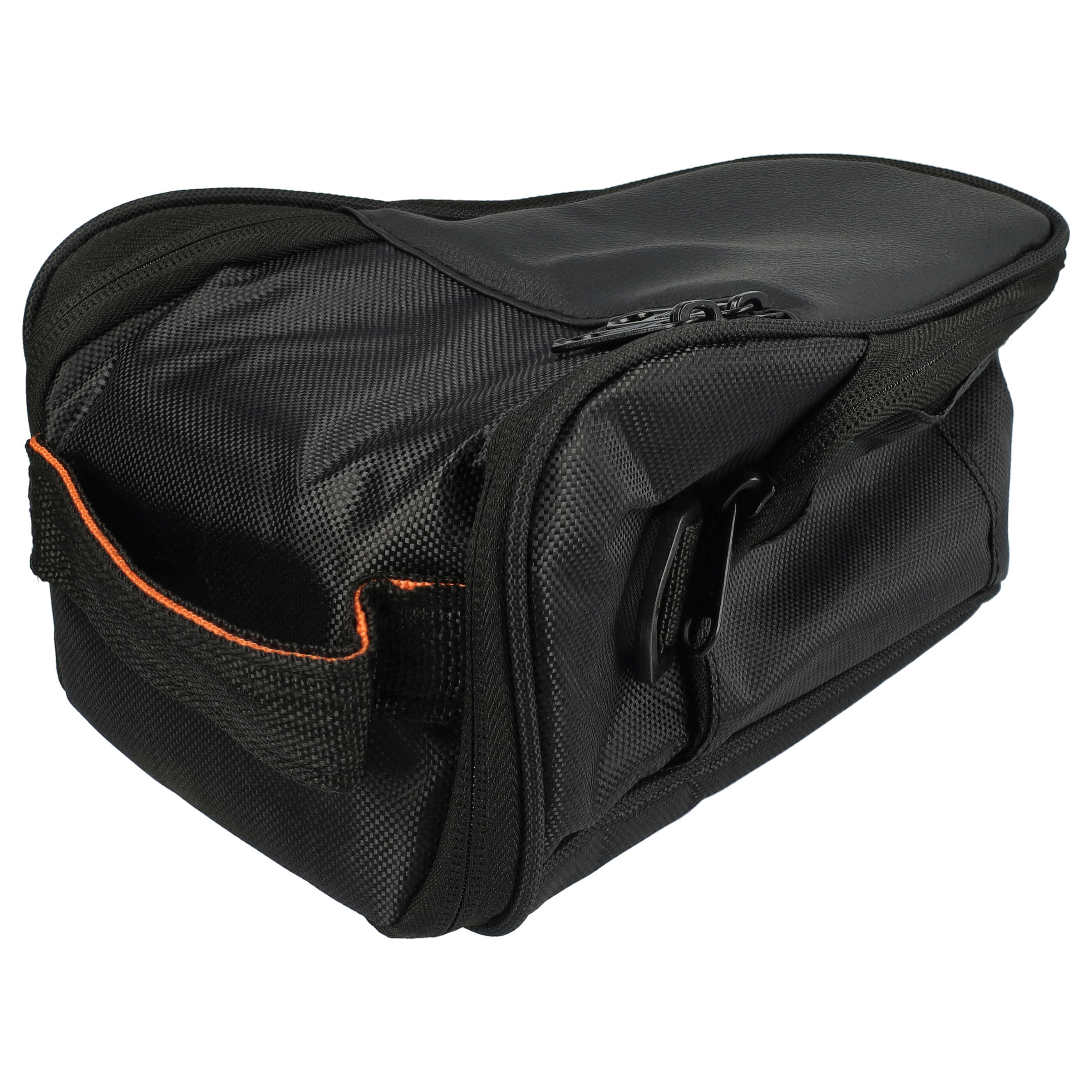 Eine schwarze rechteckige Tasche mit oberem Griff. Sie hat Reißverschlüsse und orangefarbene Akzente. Isoliert auf weißem Hintergrund.