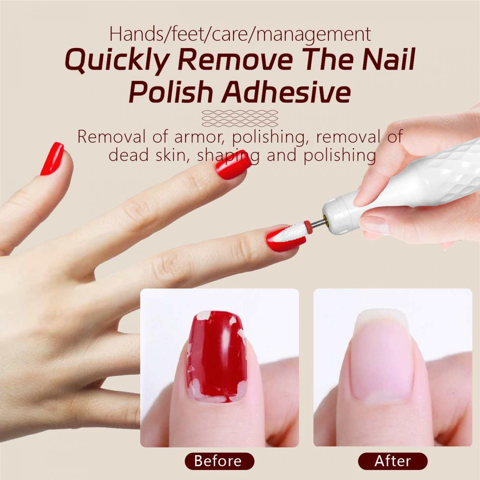 Das Bild zeigt einen Maniküreprozess. Eine Hand mit rotem Nagellack wird mit einem Nagelbohrer behandelt. Vorher-Nachher-Nagellackentfernung.